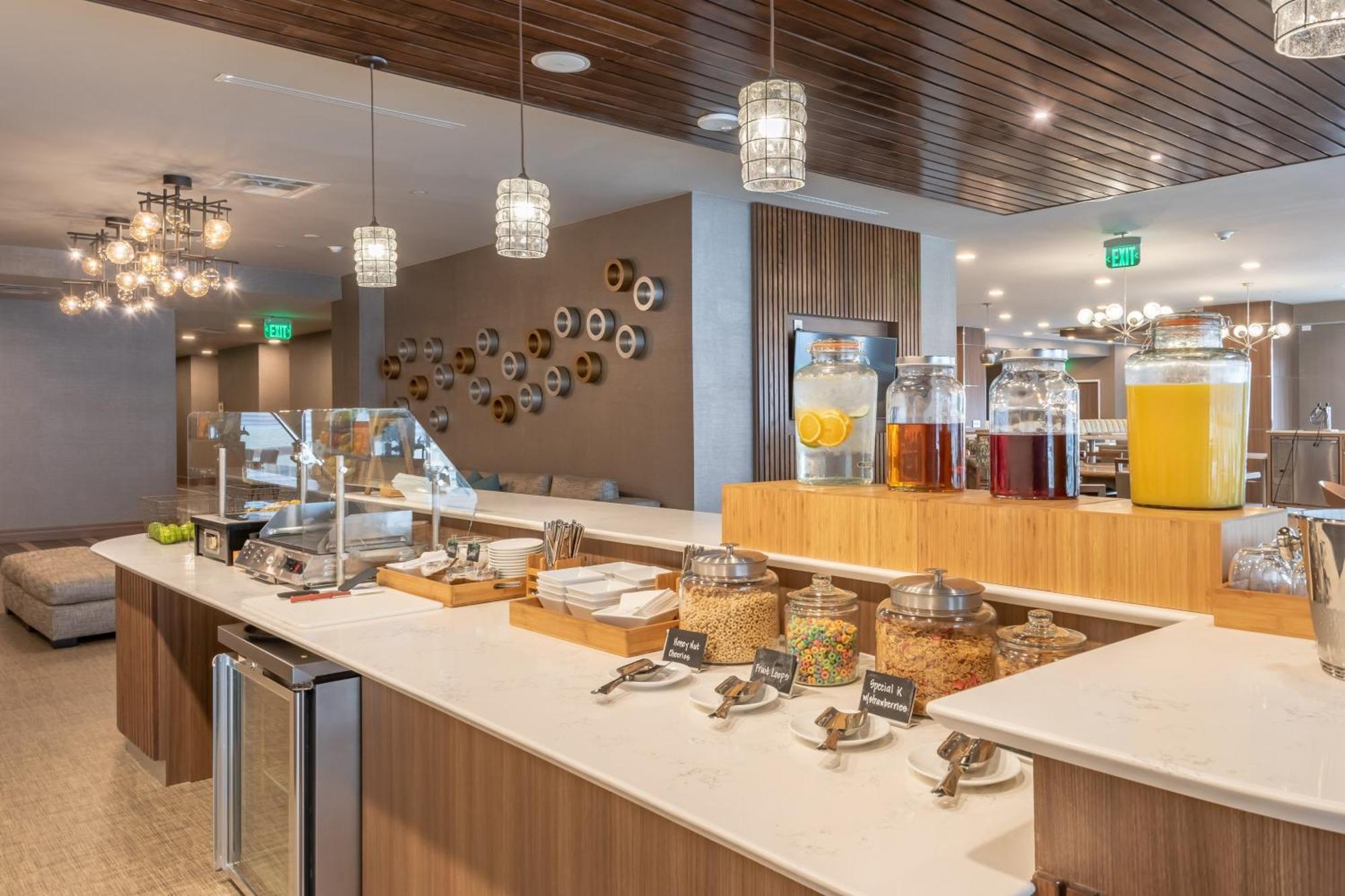 Hotel Element Downtown East 3*