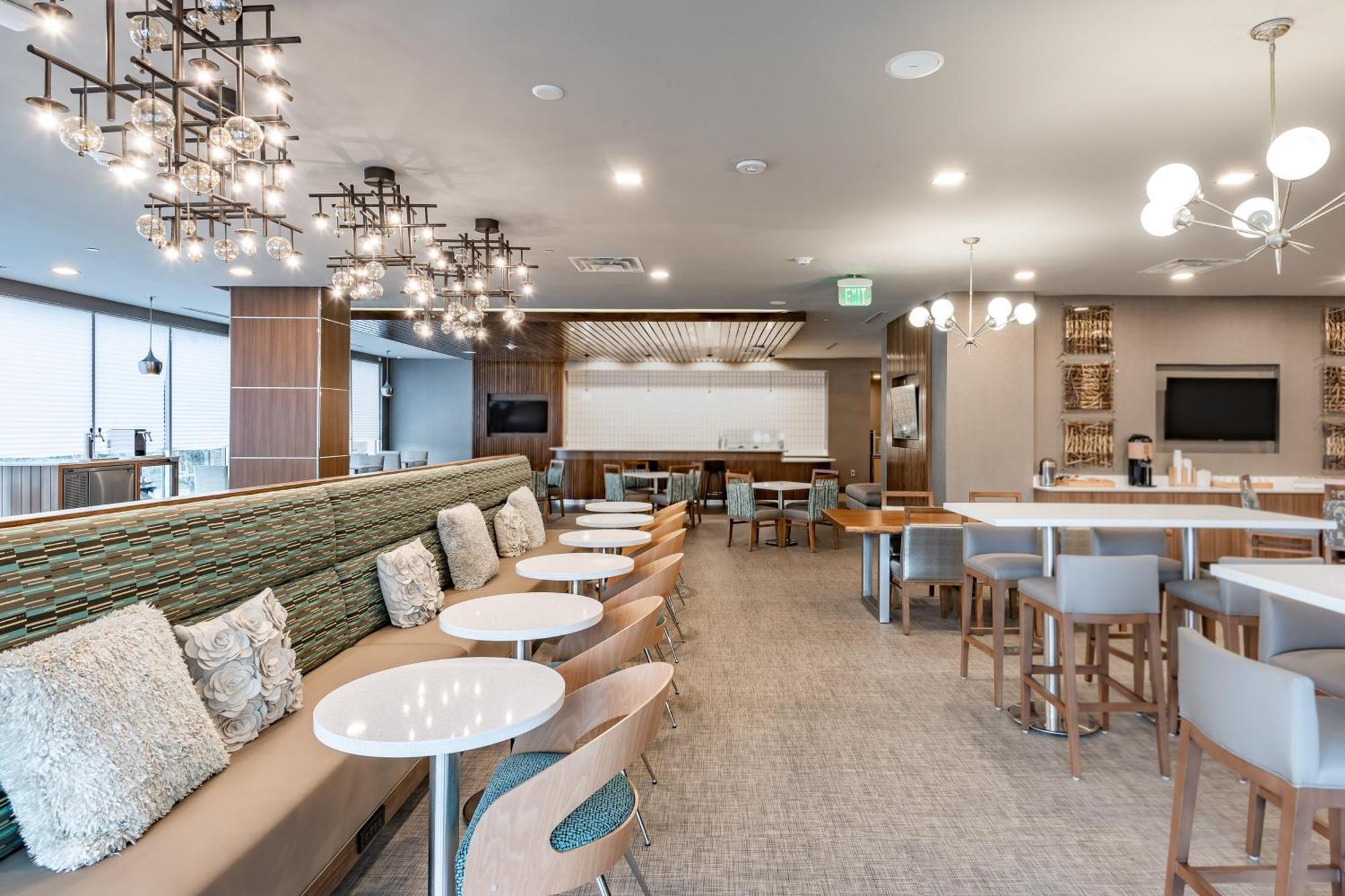 Element Downtown East Hotel