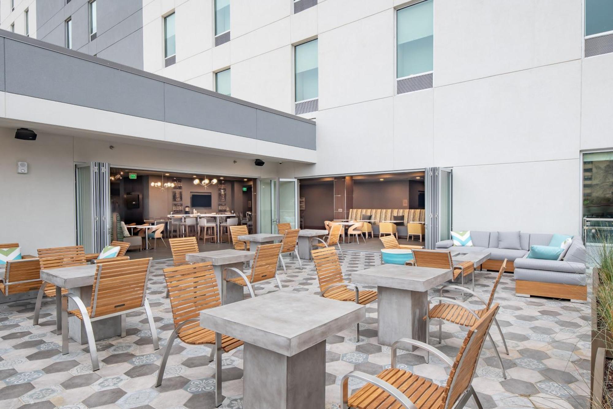 Element Downtown East