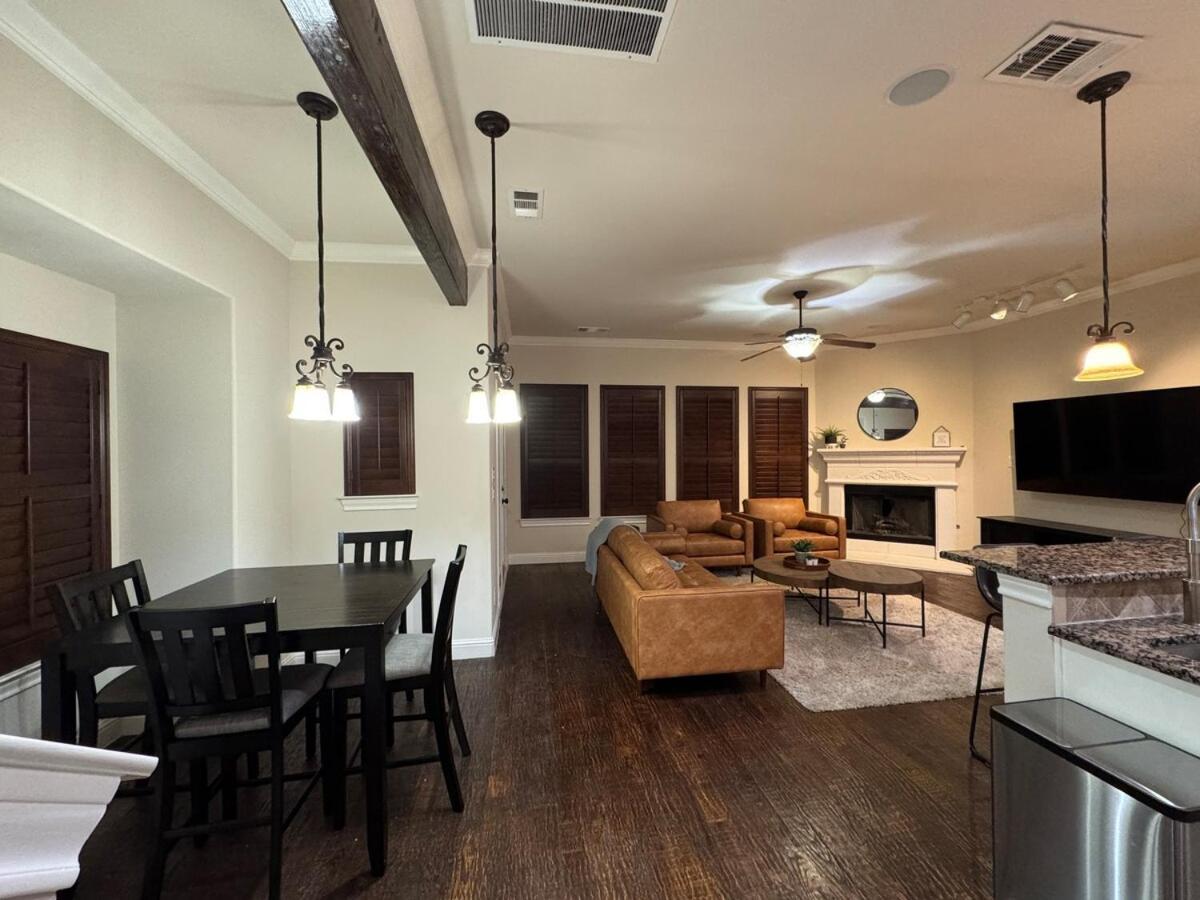 Lower Greenville 3 Bedroom Townhome Dallas