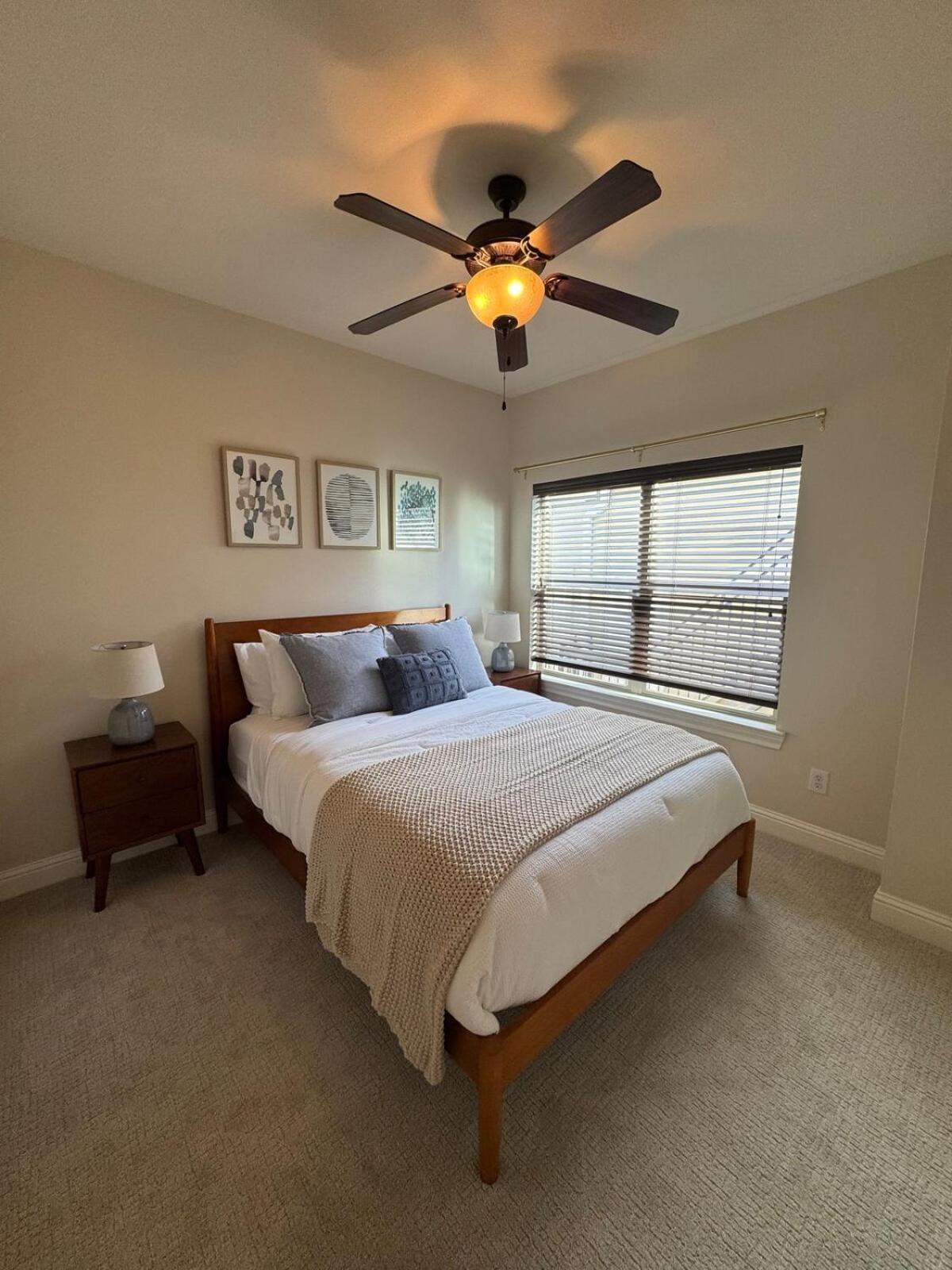 Lower Greenville 3 Bedroom Townhome Holiday home *