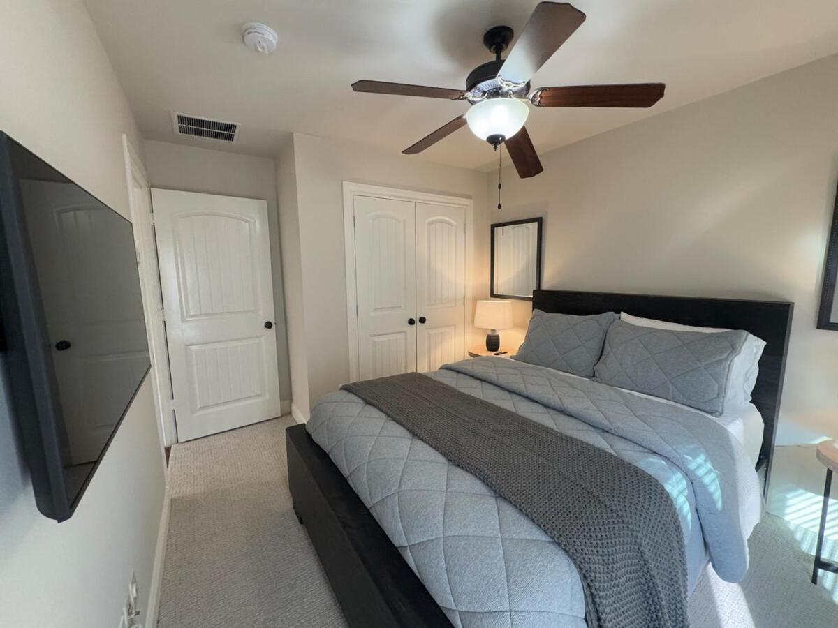 Lower Greenville 3 Bedroom Townhome Holiday home *