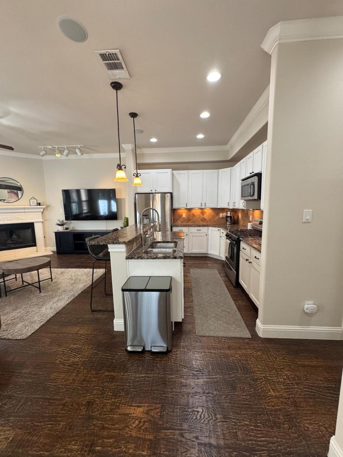 Lower Greenville 3 Bedroom Townhome *