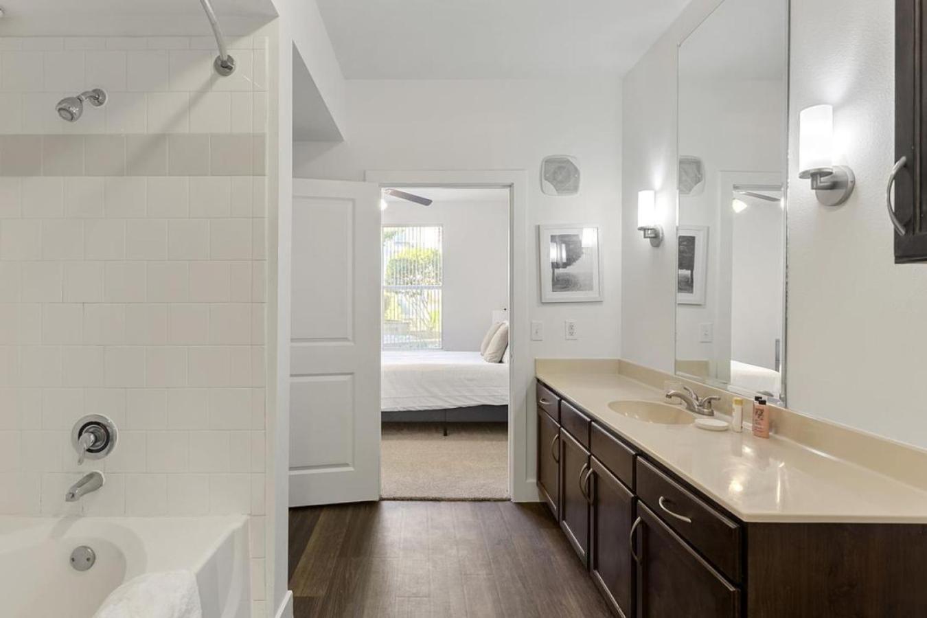 Landing At North - 1 Bedroom In Valley Ranch Apartment