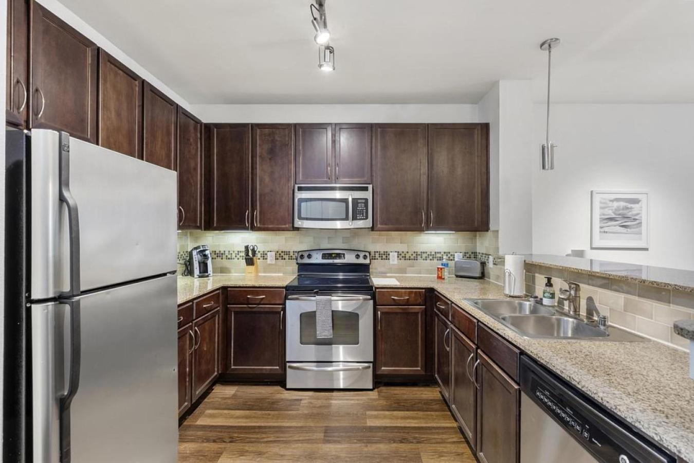 Landing At North - 1 Bedroom In Valley Ranch Dallas