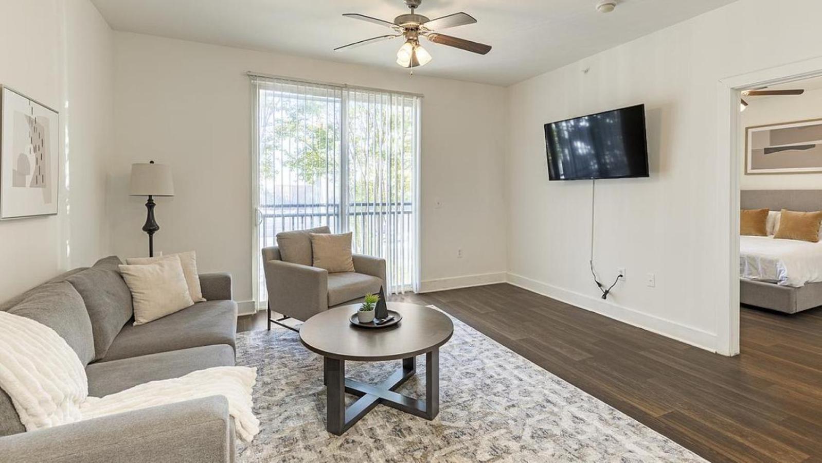 Apartment Landing At North - 1 Bedroom In Valley Ranch