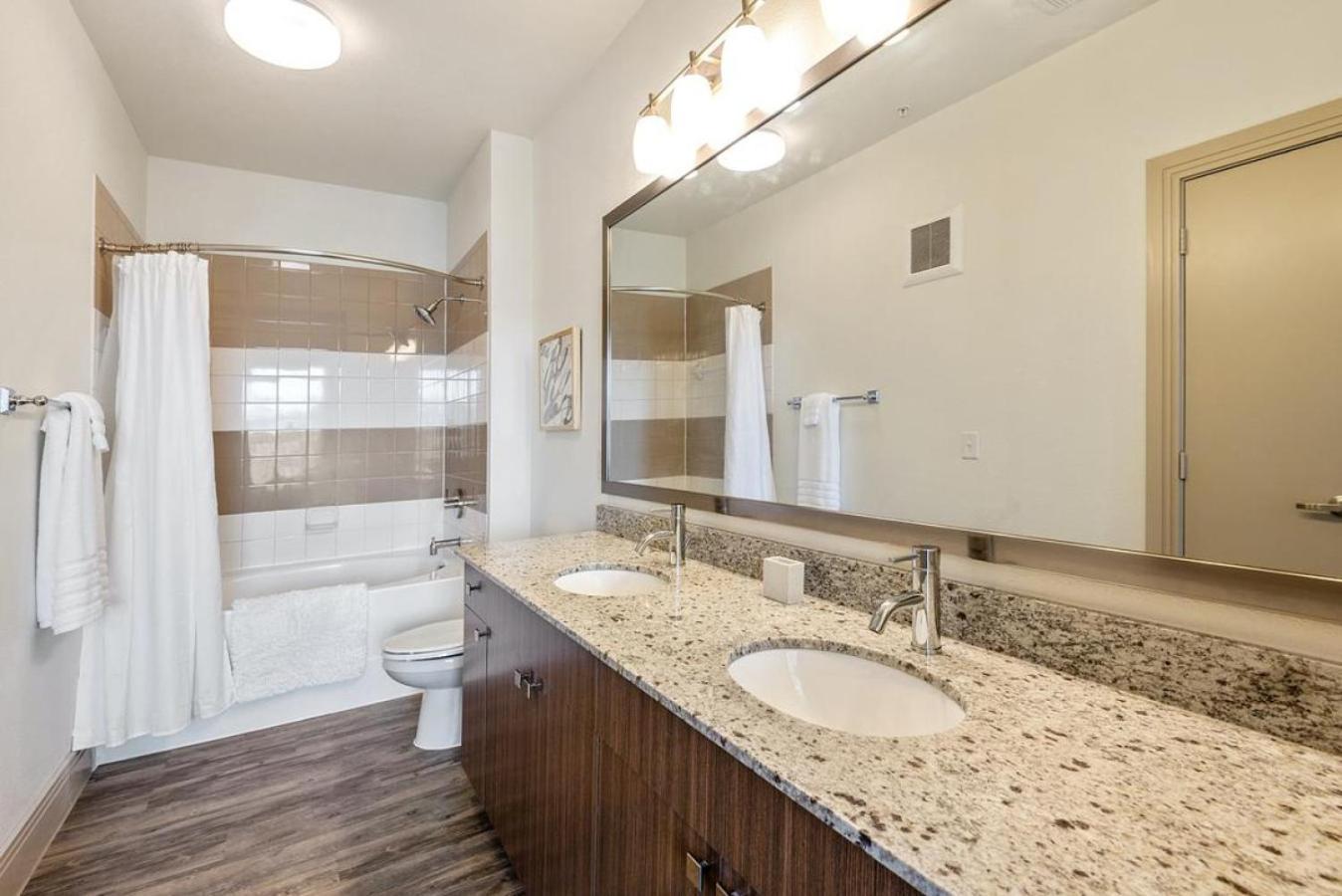 Apartment Landing At North - 2 Bedrooms In Valley Ranch *