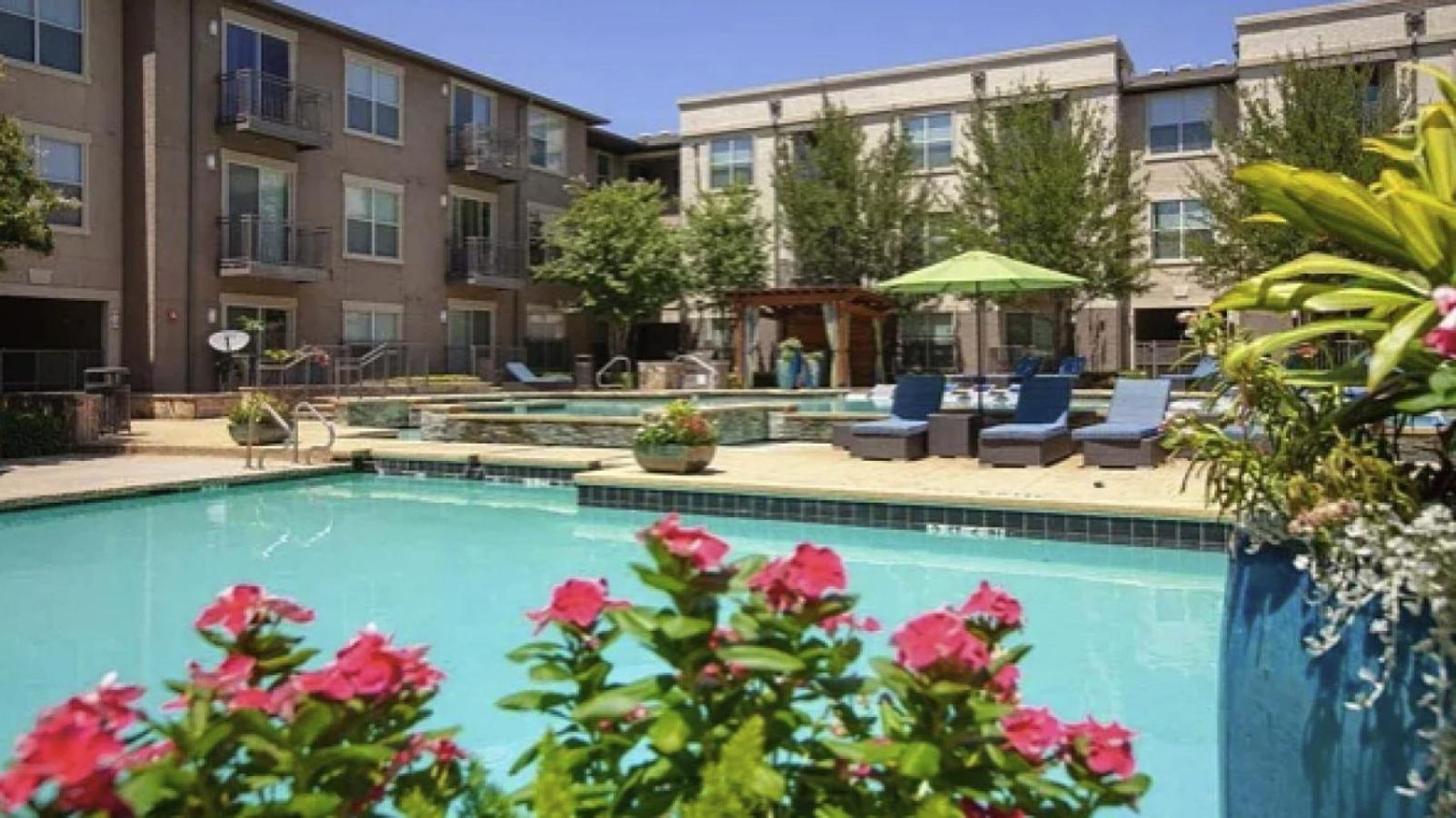 Apartment Landing At North - In Valley Ranch