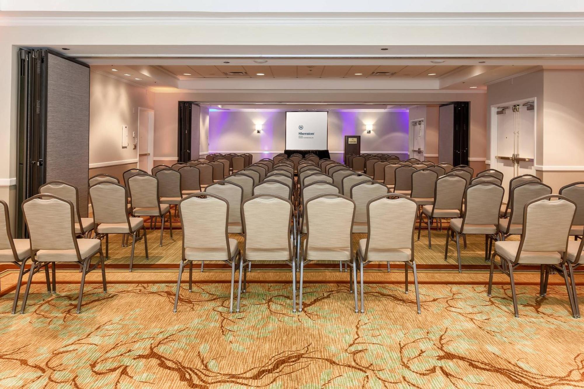 Hotel Sheraton Market Center 4*