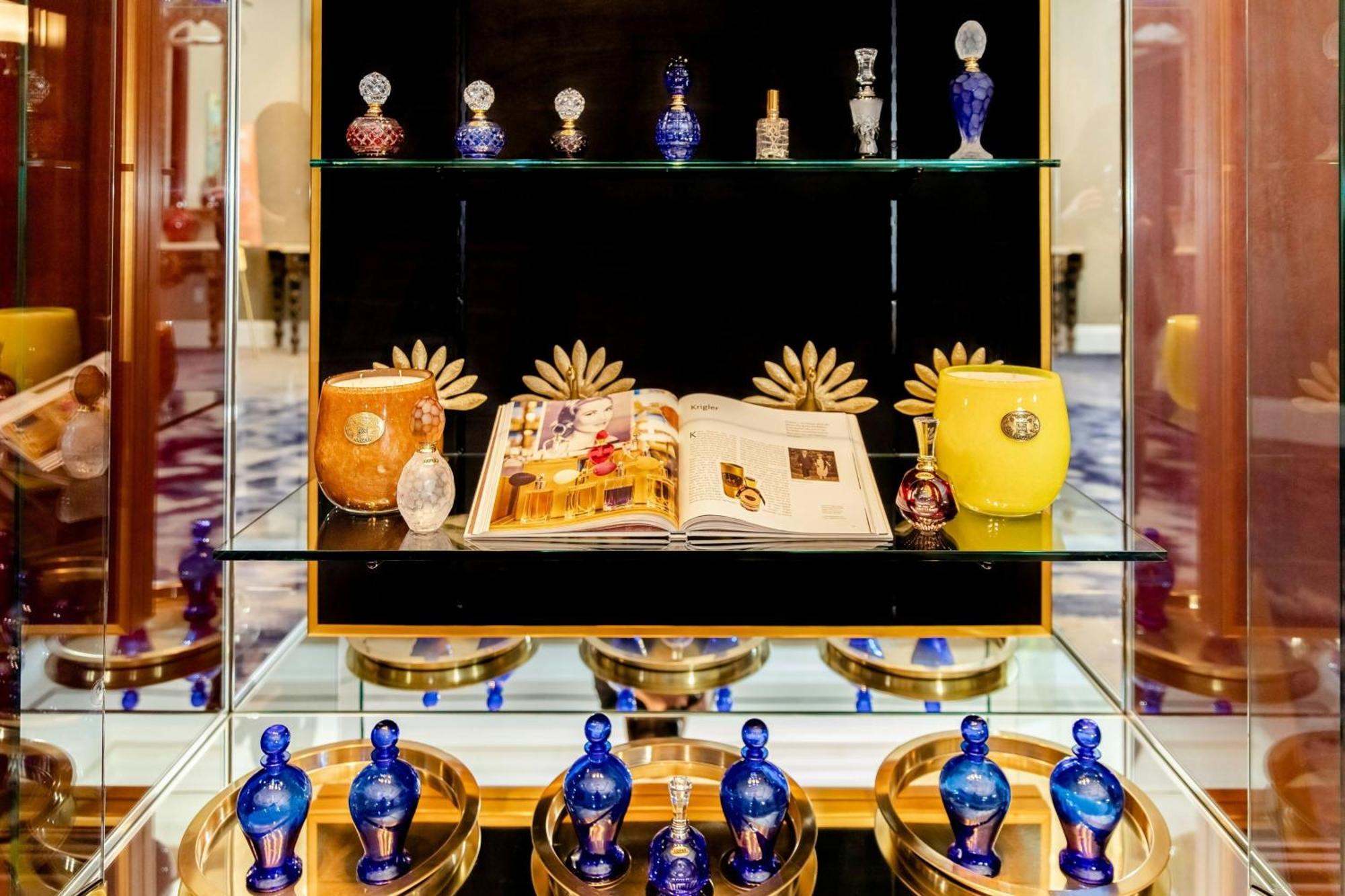 The Ritz-carlton, Hotel
