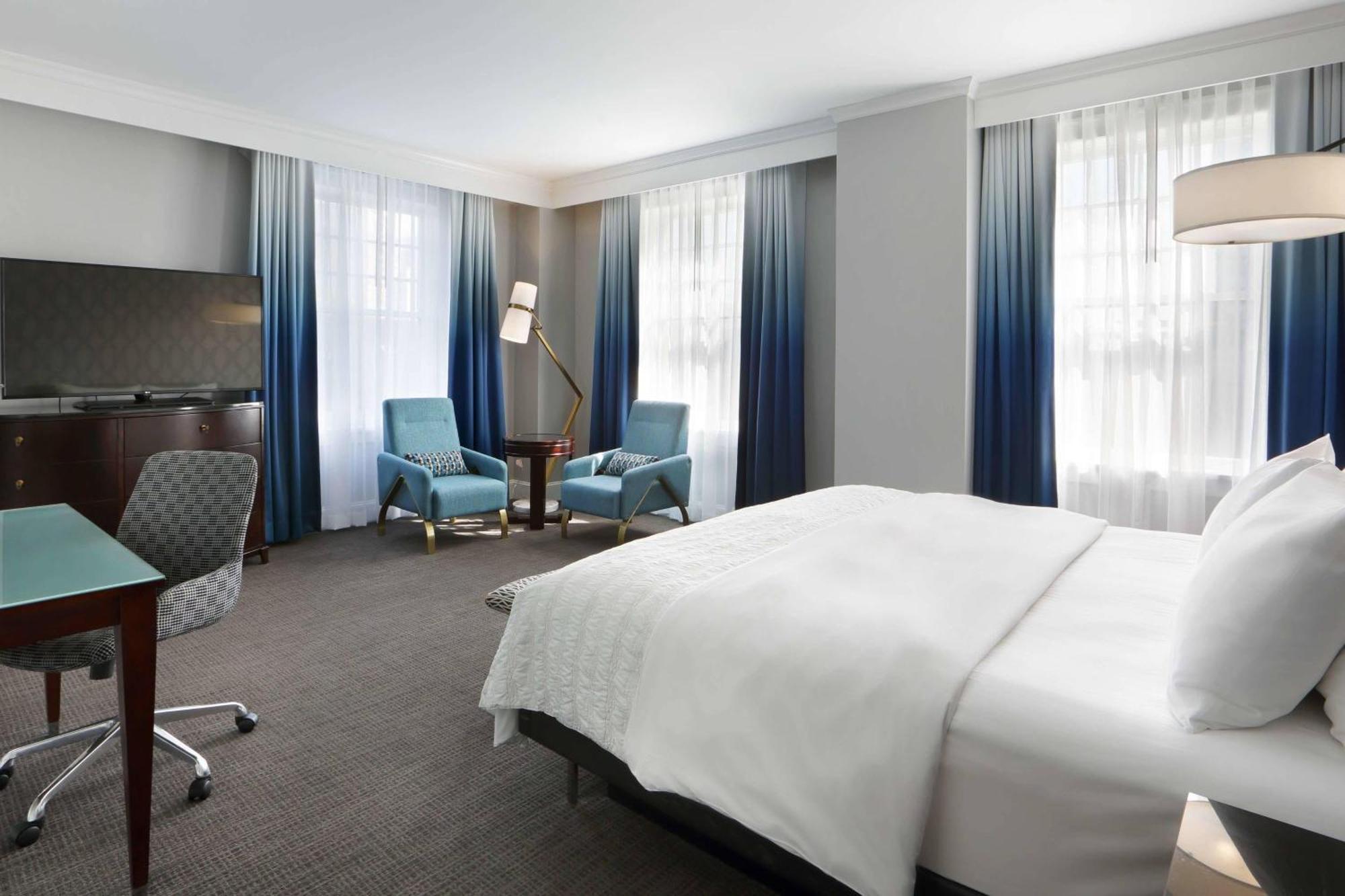 Hotel Le Meridien Dallas, The Stoneleigh 4*