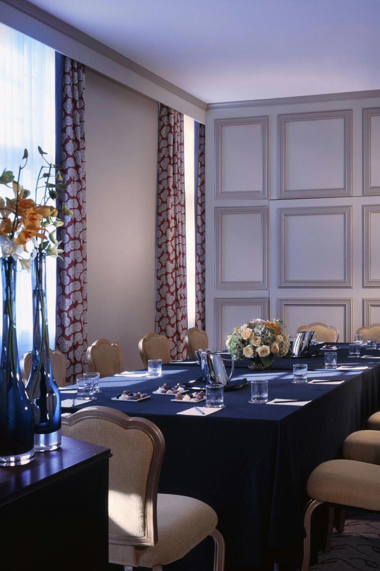 Hotel Le Meridien Dallas, The Stoneleigh Dallas