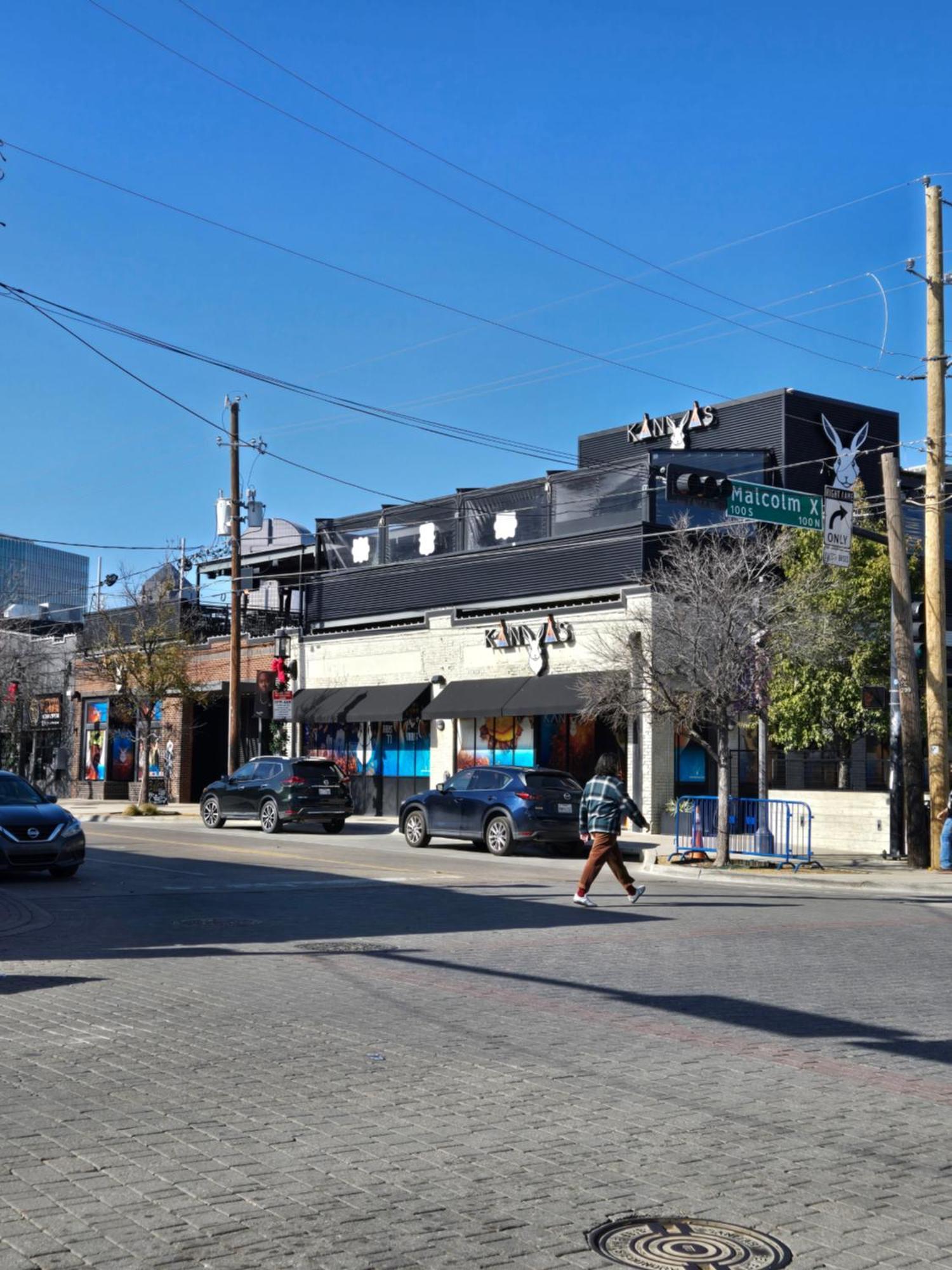 Downtown 2bd Free Parking *