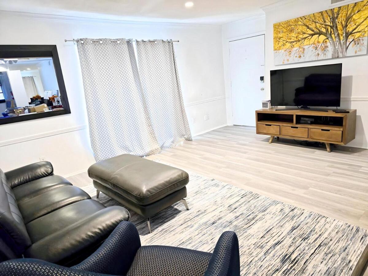 Regal Oaks Apartment