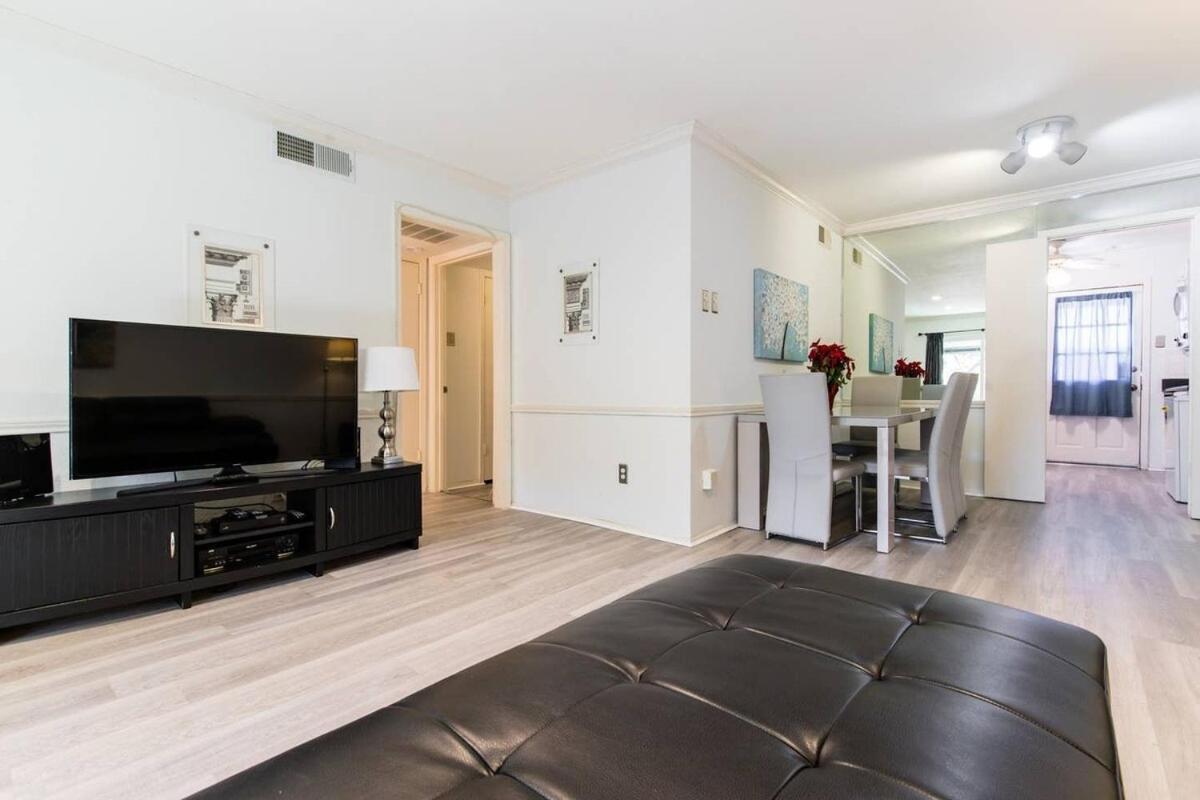 Apartment Regal Oaks