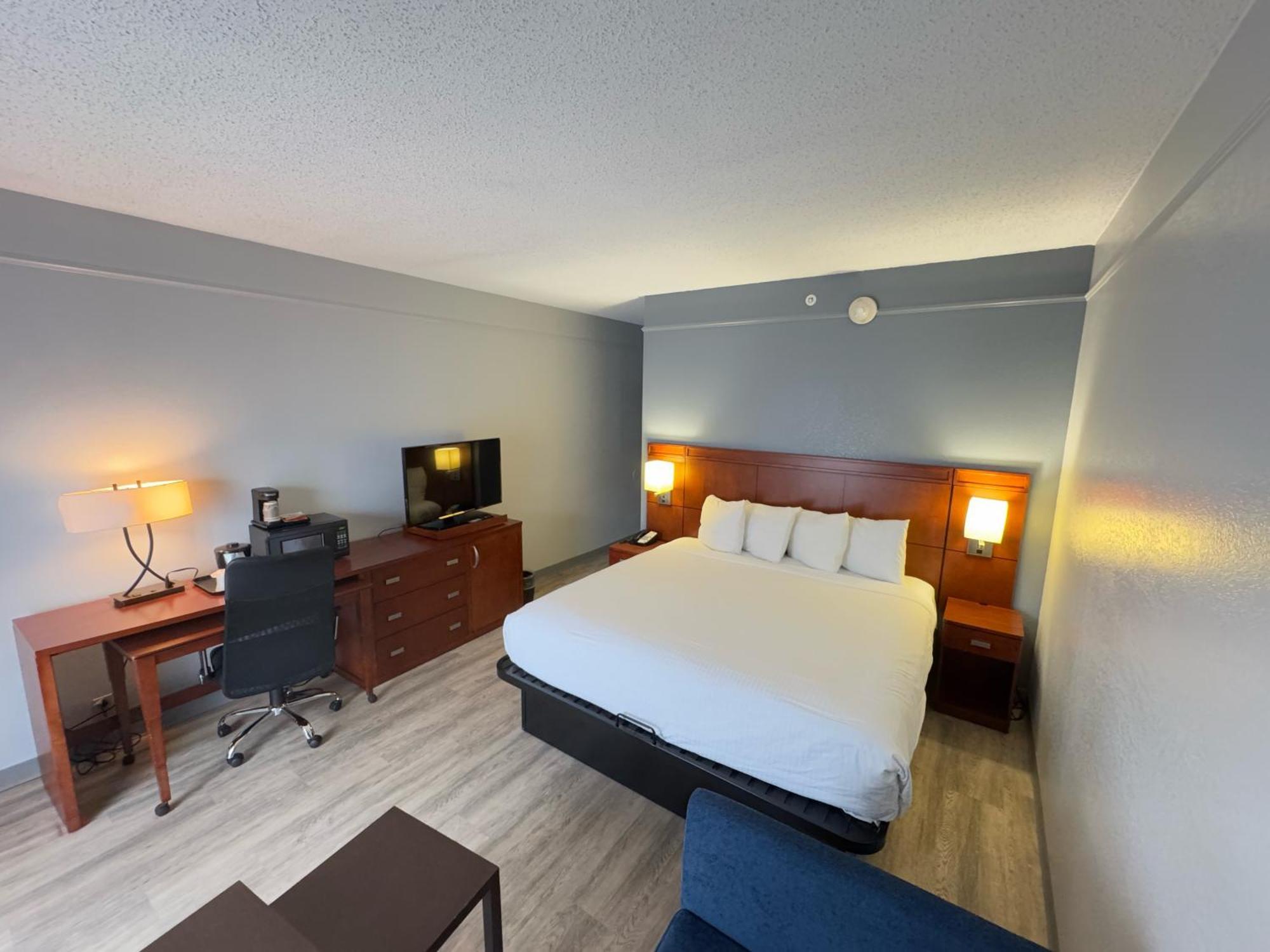 Super 8 By Wyndham Field Airport Hotel Dallas