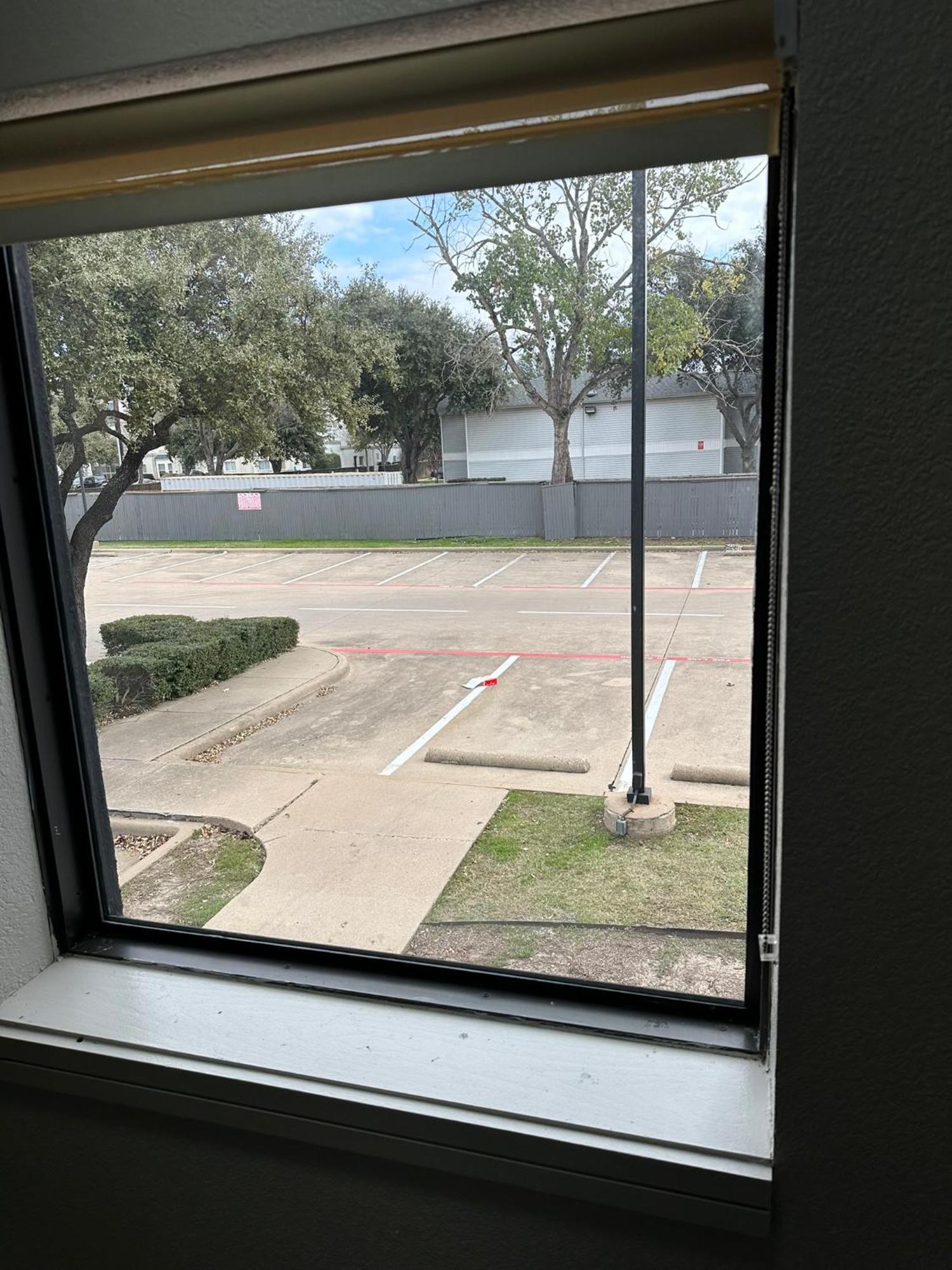 Super 8 By Wyndham Field Airport Hotel 2*