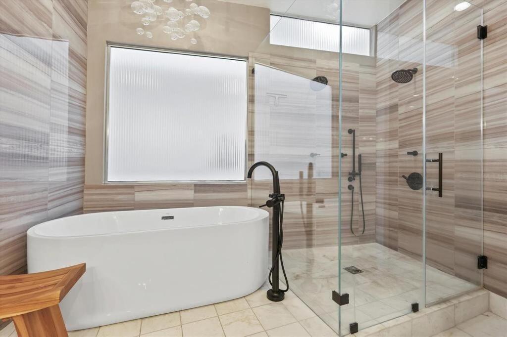 Arbnb-vintage Modern Luxury-deep Ellum-fair Park-downtown Villa *