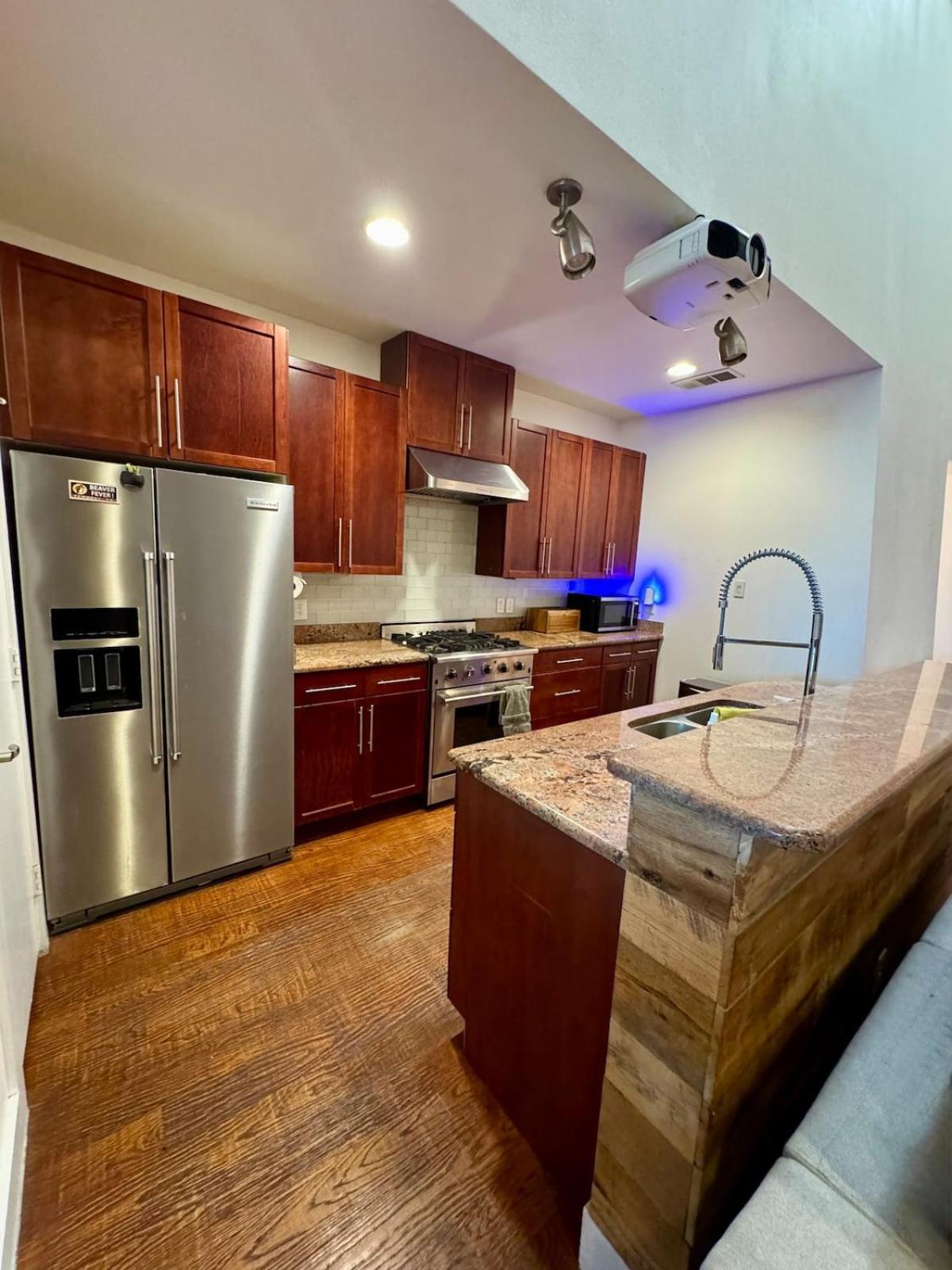 Villa Arbnb-vintage Modern Luxury-deep Ellum-fair Park-downtown *