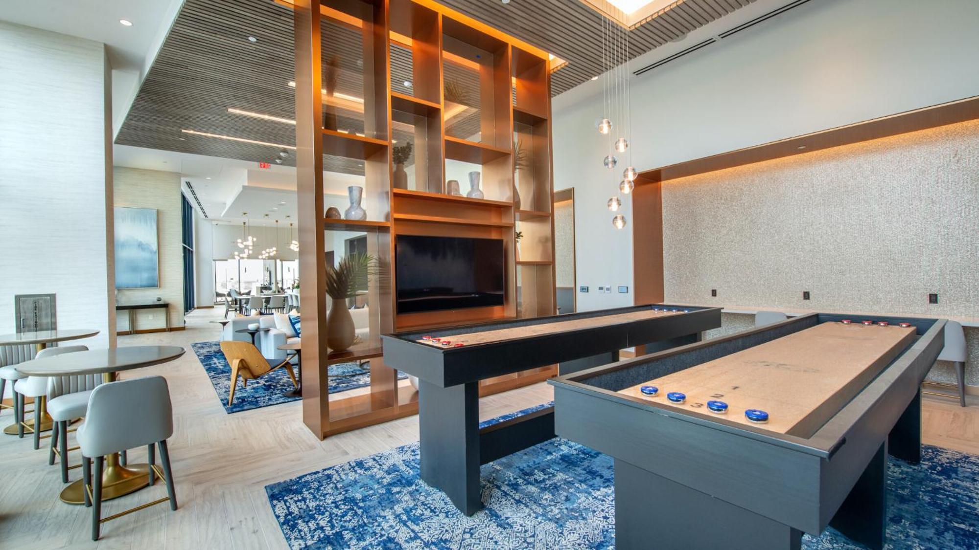 Luxurious Penthouse With Stunning Views Dallas
