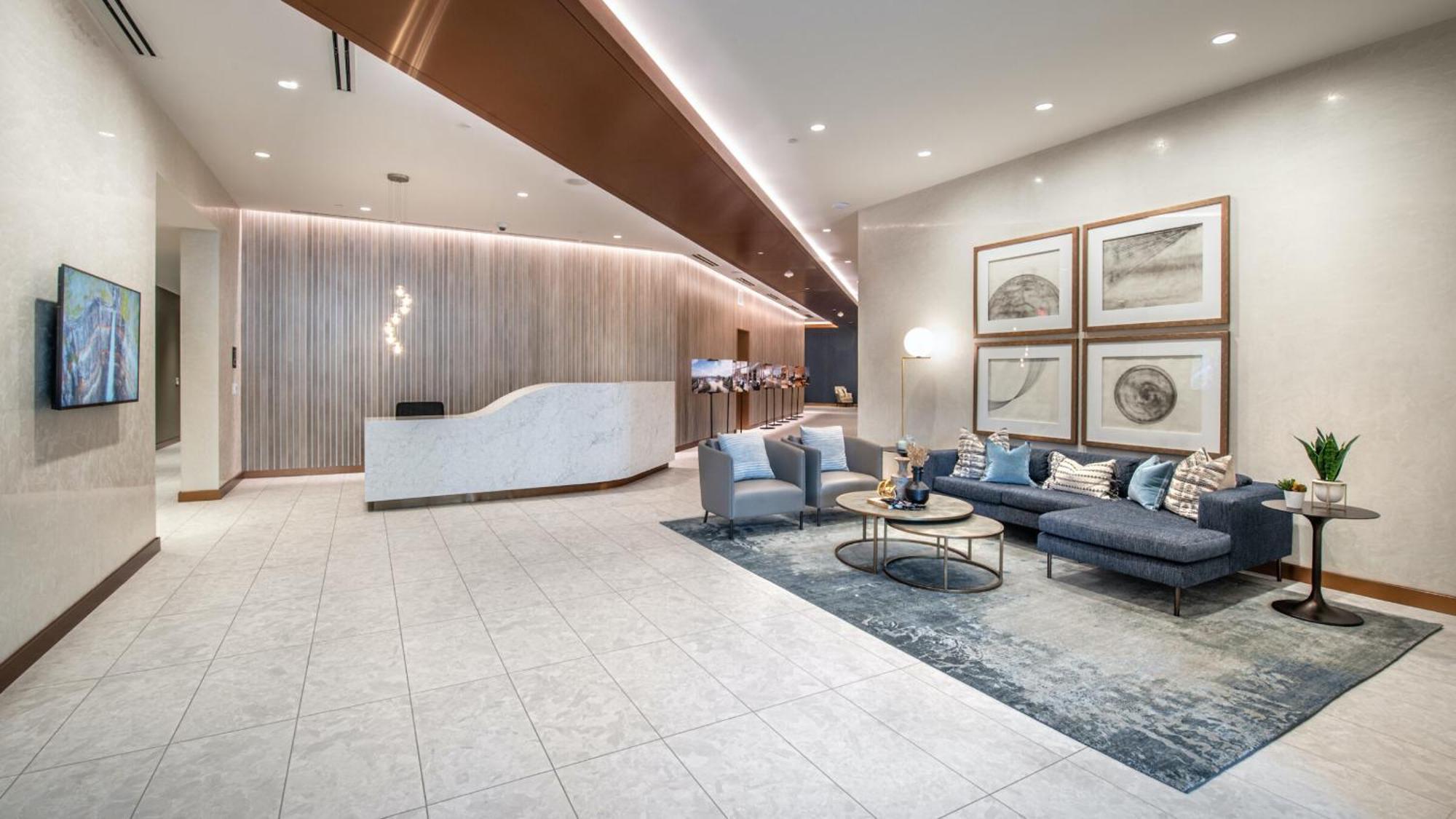 Luxurious Penthouse With Stunning Views Apartment