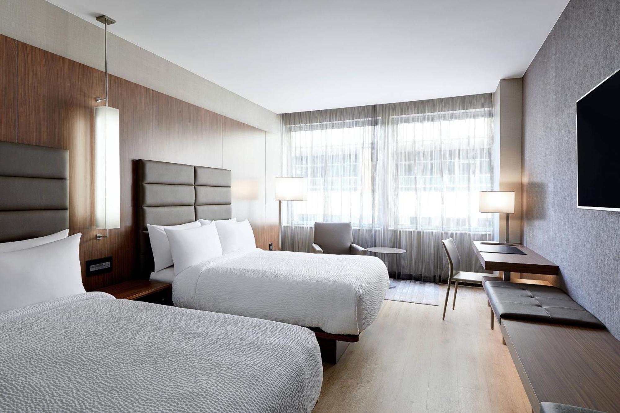 Ac By Marriott Downtown Dallas