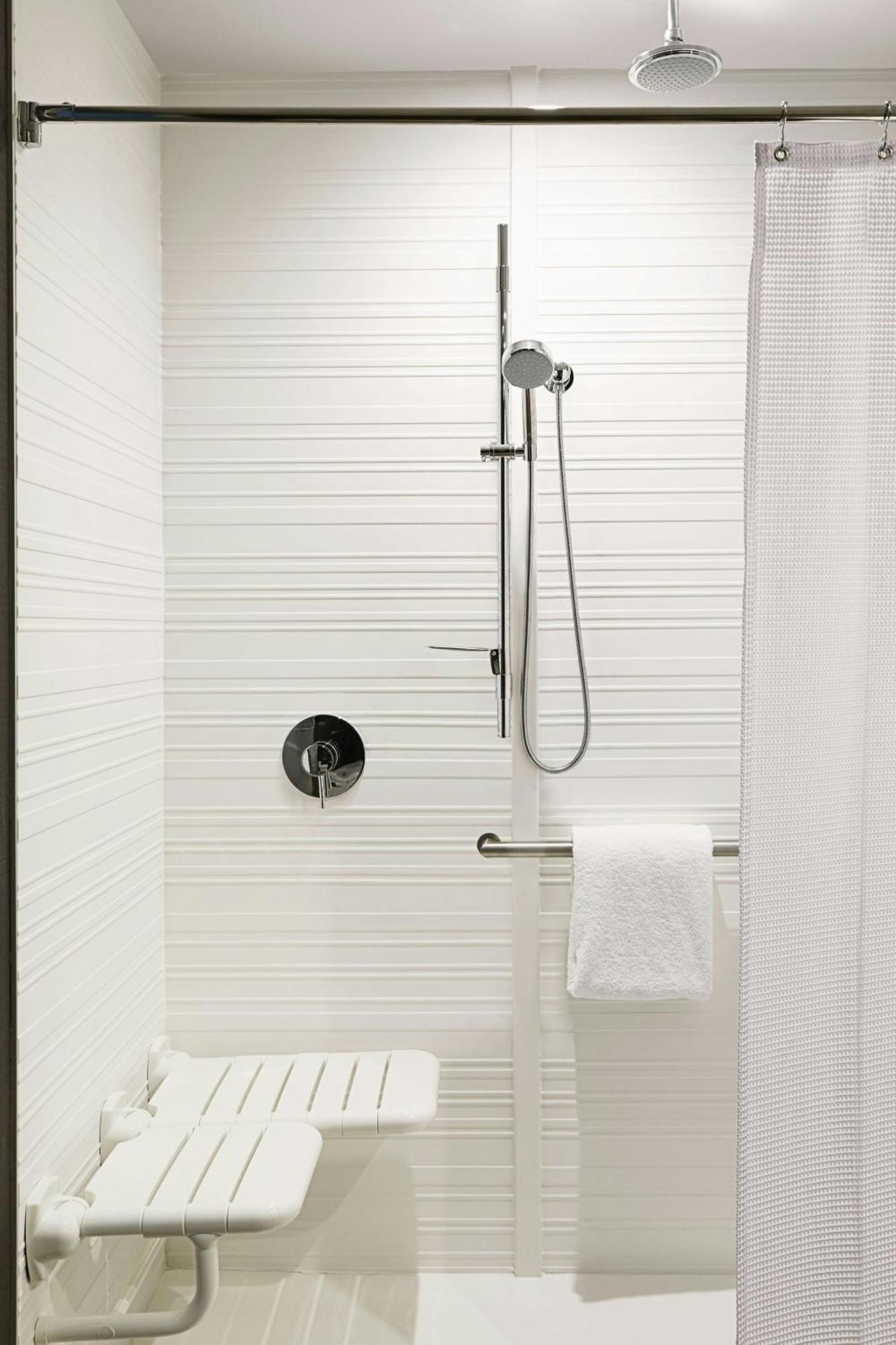 Ac By Marriott By The Galleria Hotel 4*