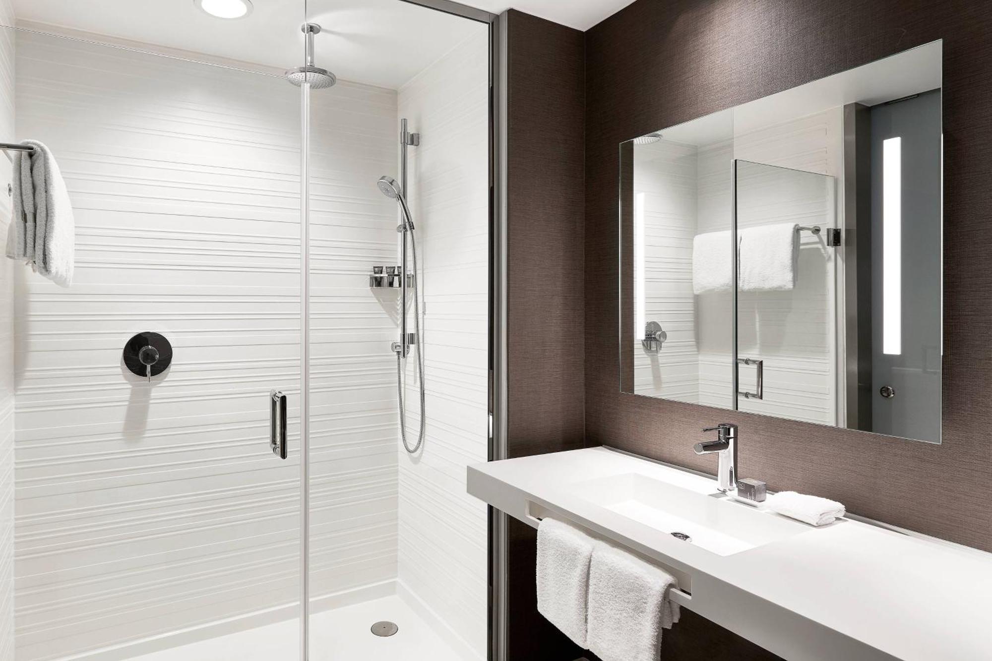 Hotel Ac By Marriott By The Galleria 4*
