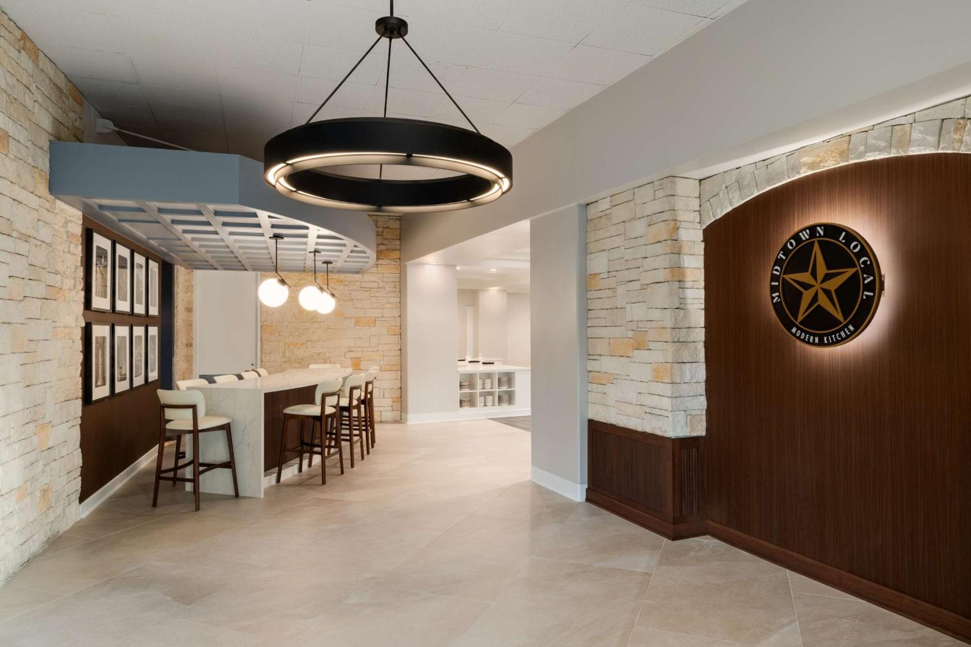 Hilton Lincoln Centre Hotel 4*