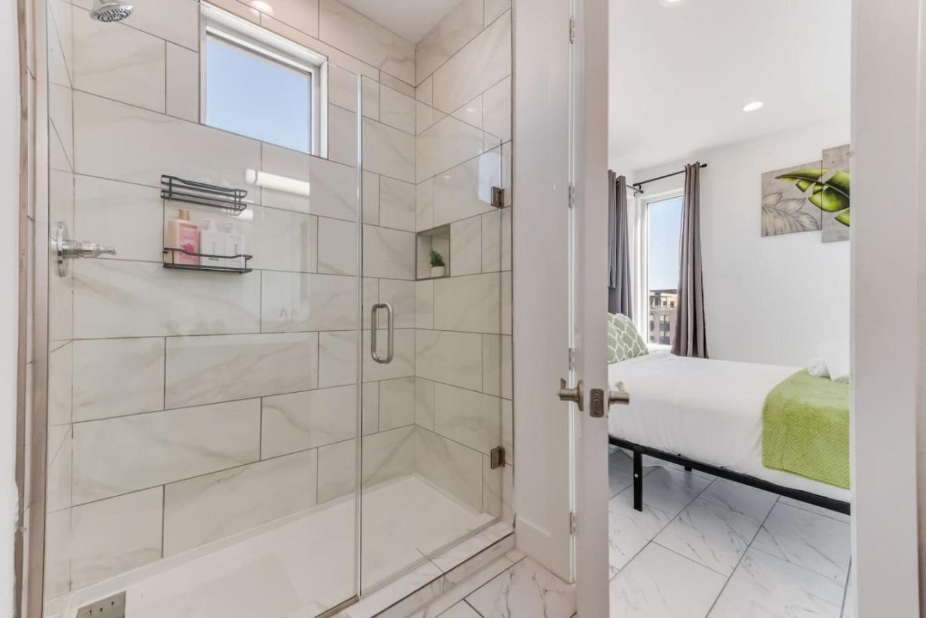 Cityscape 2br I Parking I King Bed I Workspace * Dallas