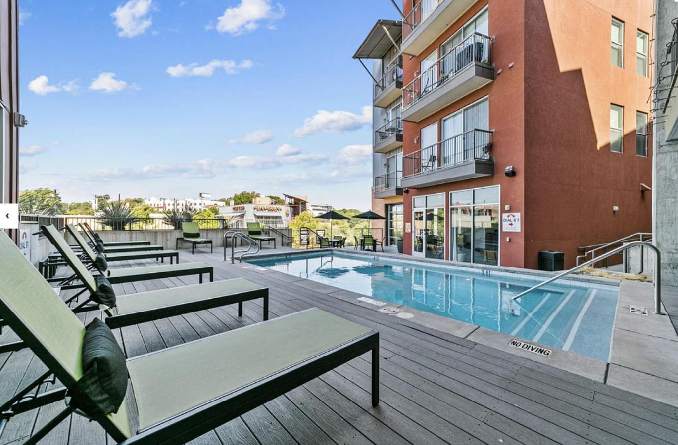 Landing At Lofts At Sylvan Thirty - 2 Bedrooms In West *