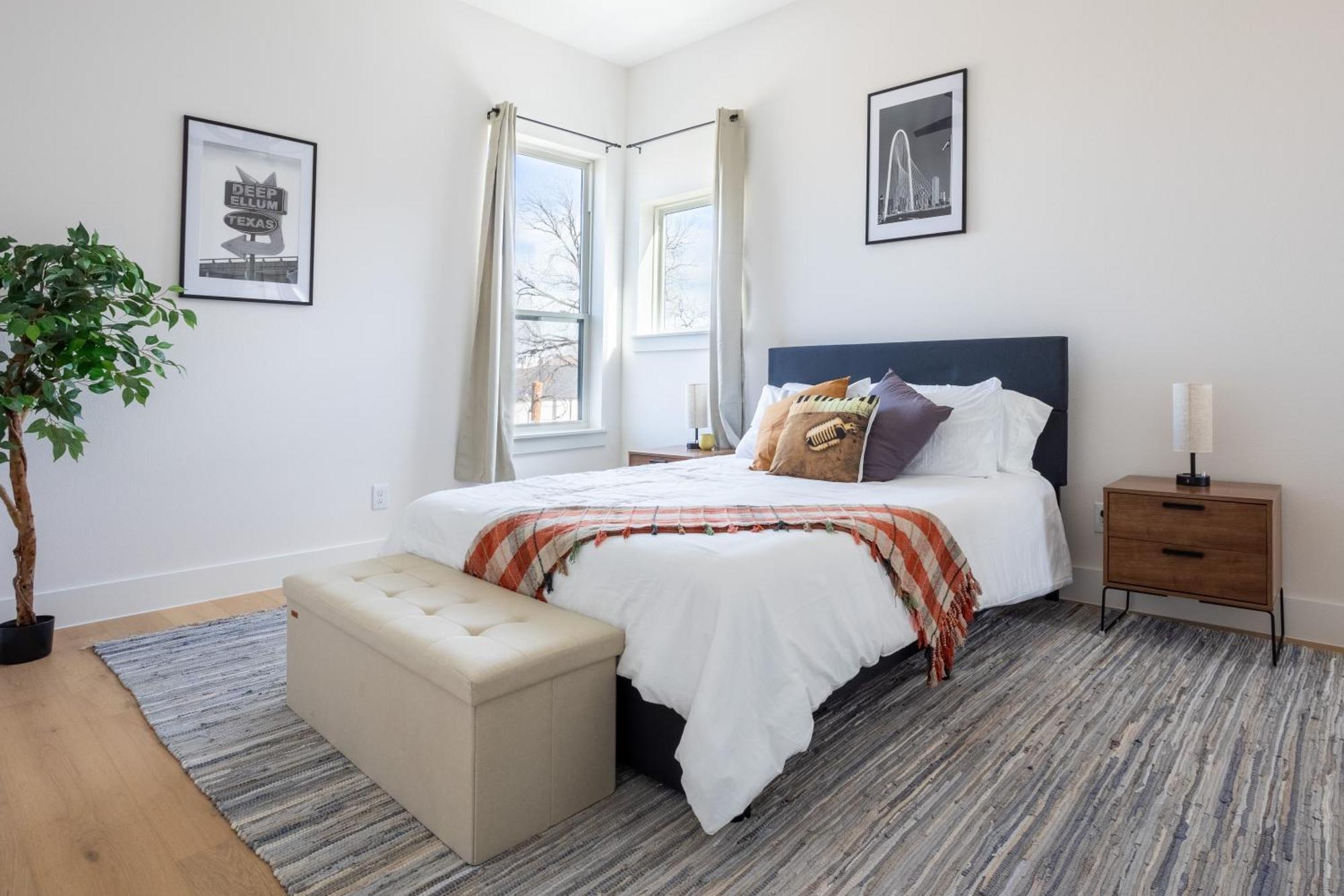 Modern 4br Townhome With Rooftop Apartment Dallas