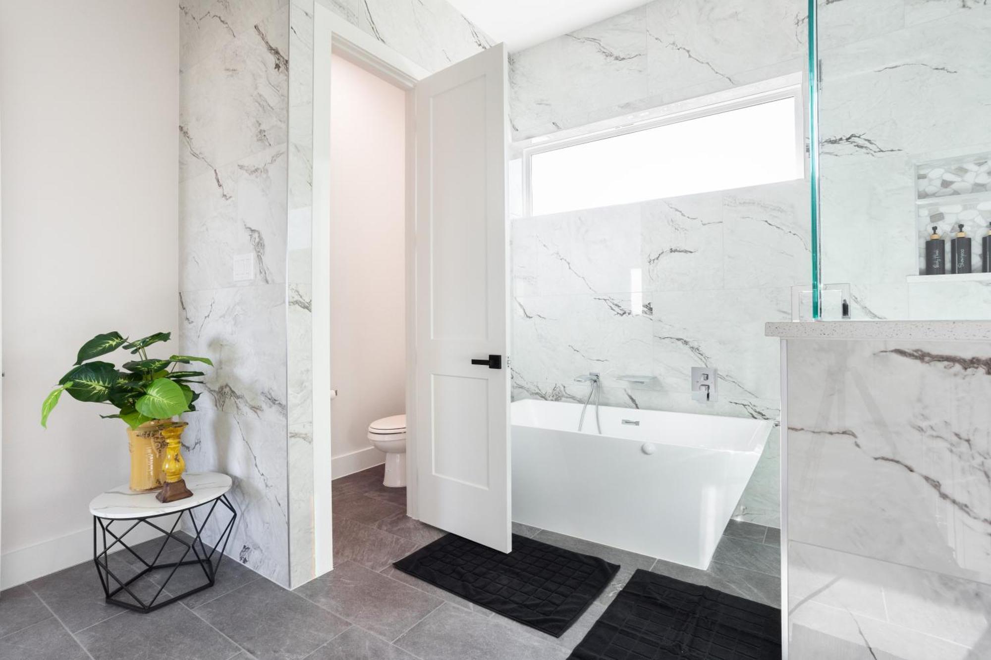 Modern 4br Townhome With Rooftop * Dallas