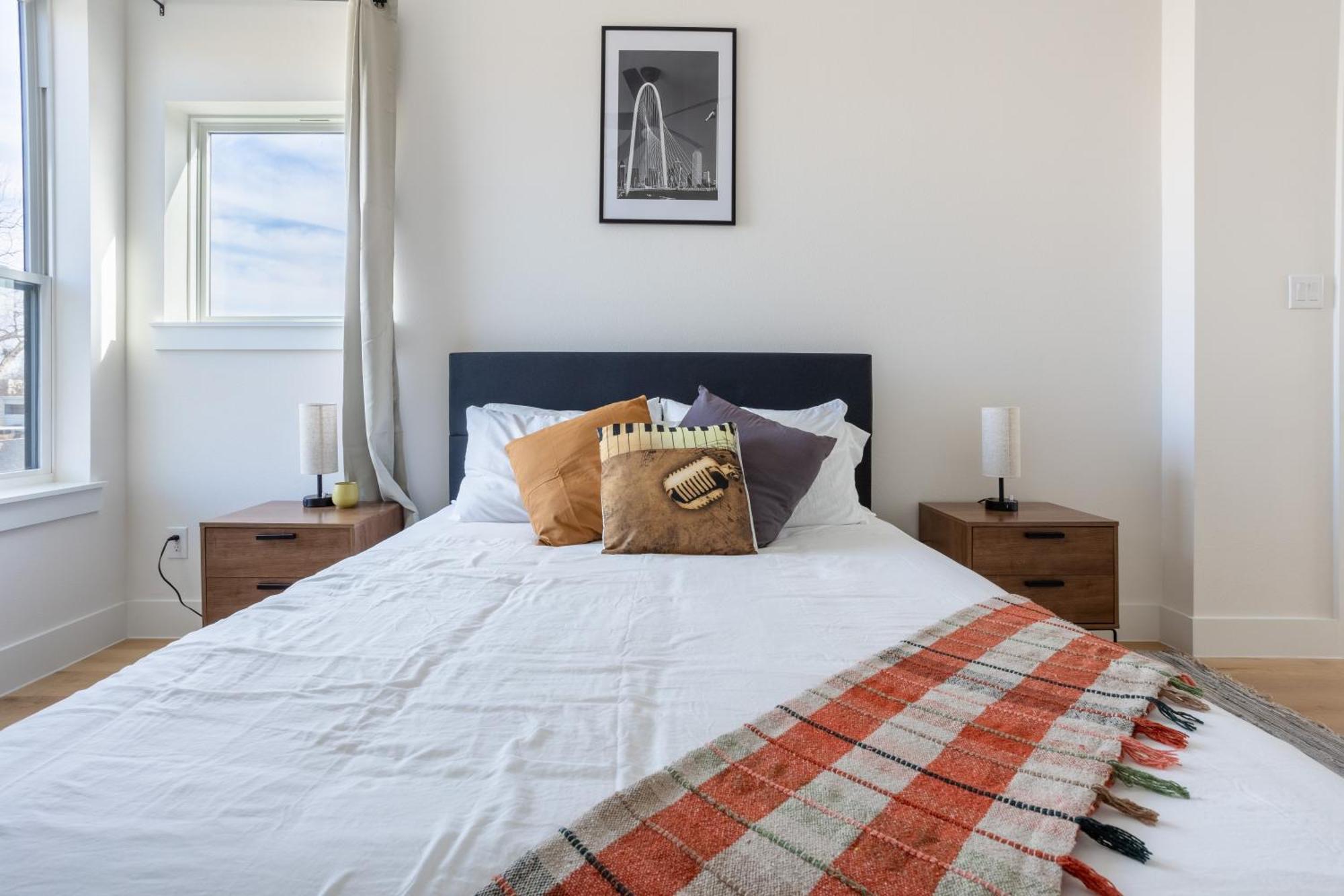 Apartment Modern 4br Townhome With Rooftop