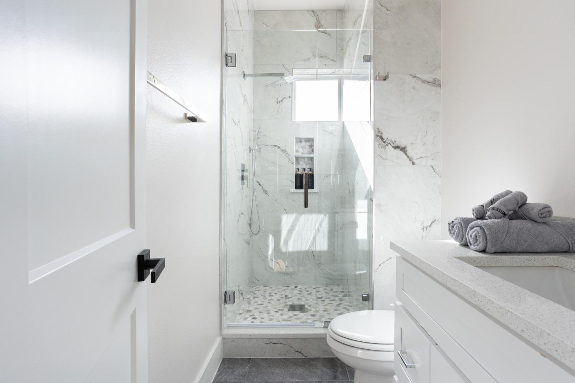 Modern 4br Townhome With Rooftop Apartment Dallas