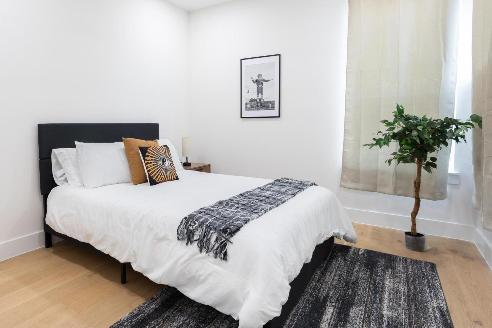 Modern 4br Townhome With Rooftop Apartment Dallas