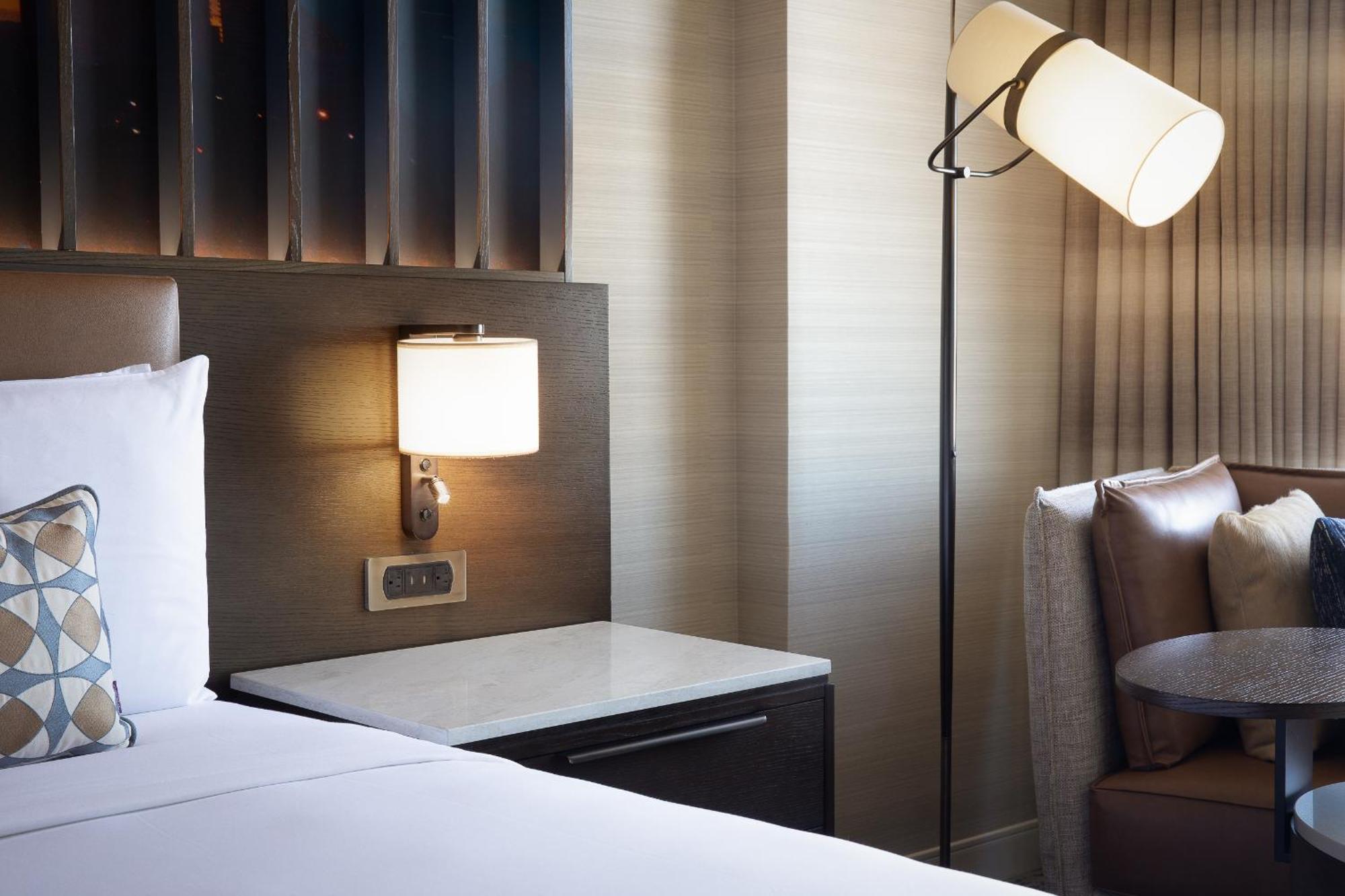 Hotel Renaissance 4*