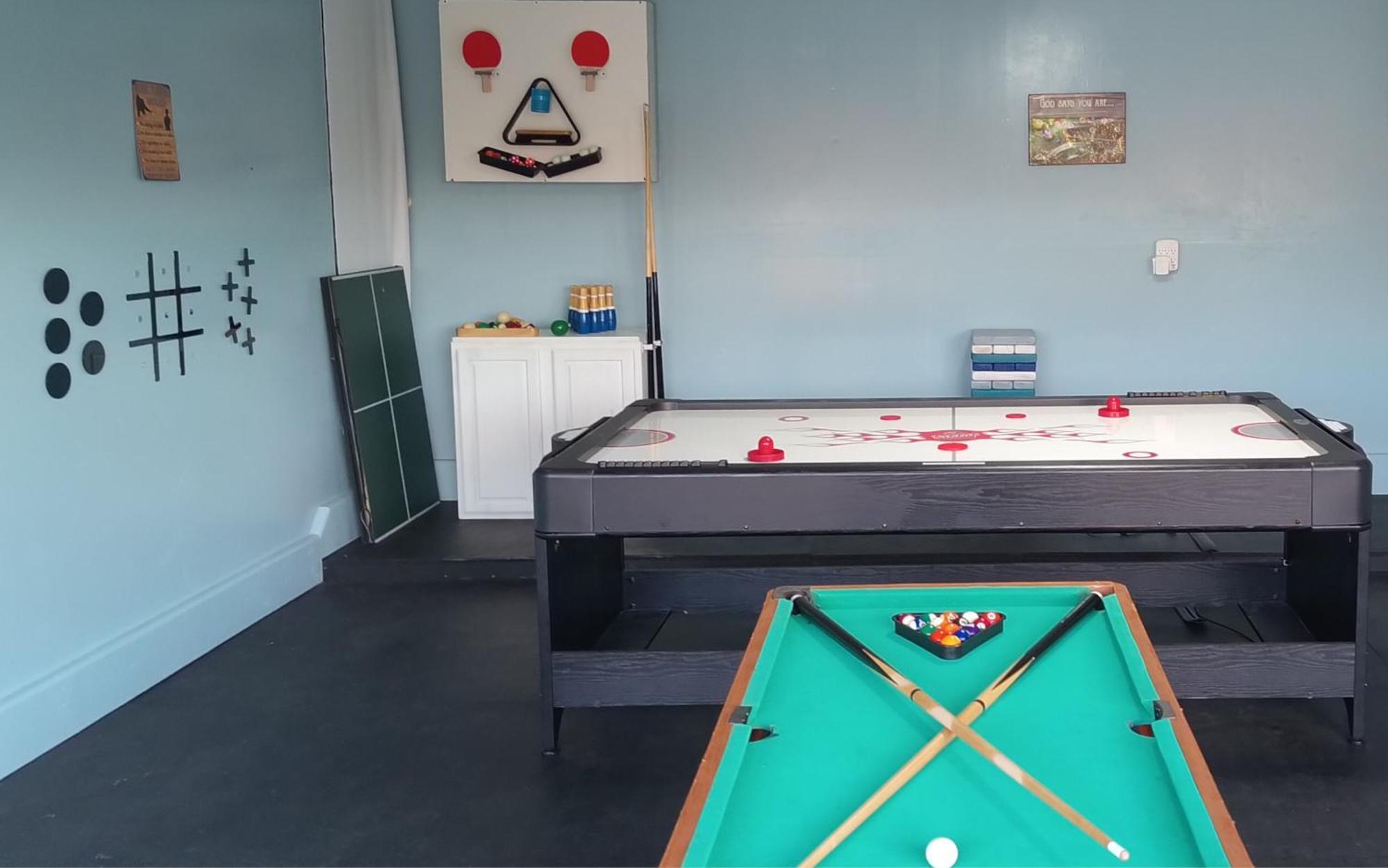 Holiday home Fantastic Family And Friend Getaway - King Beds, Game Room, Gym, Fast Wifi, And Private Parking *