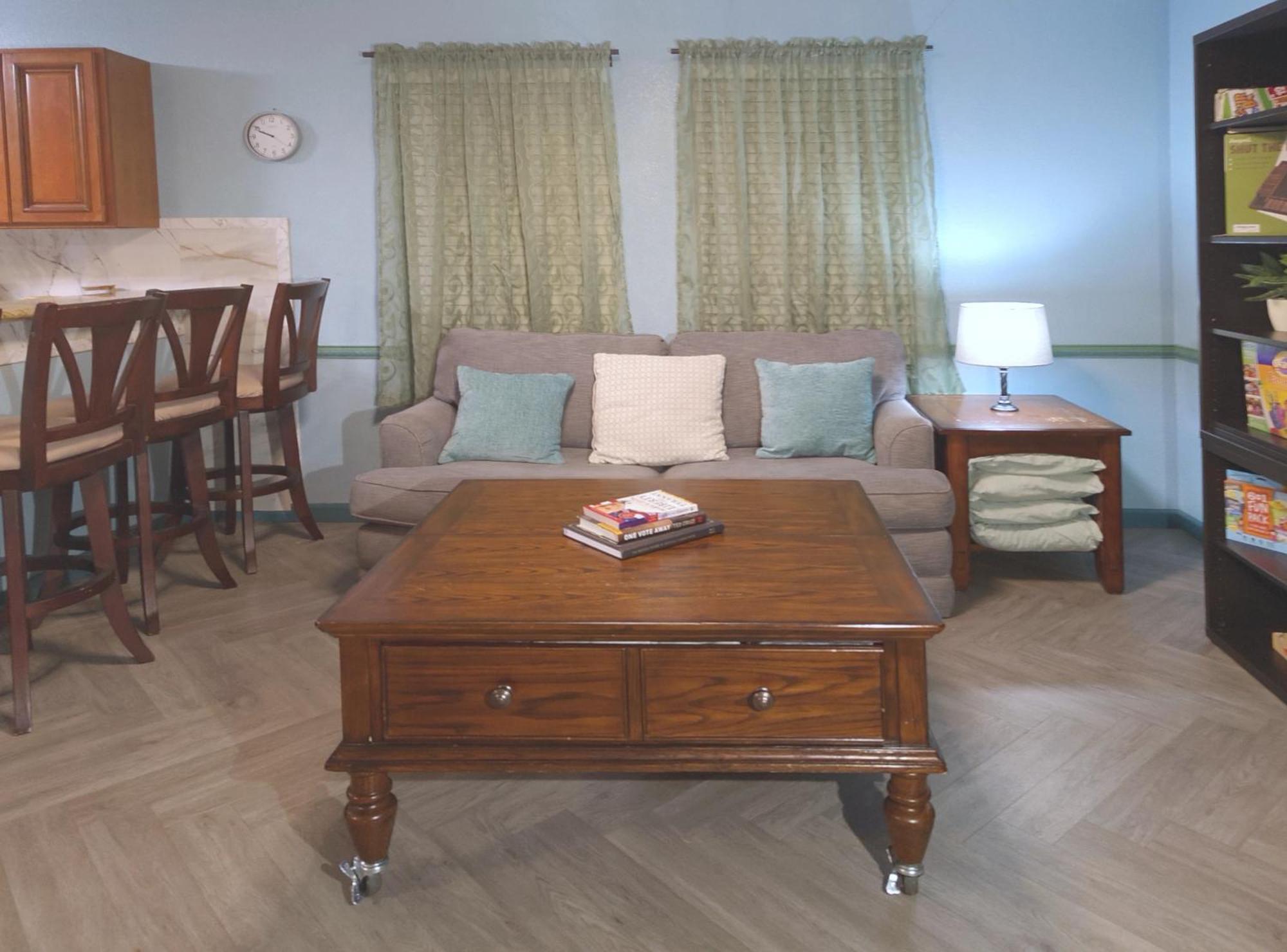 Fantastic Family And Friend Getaway - King Beds, Game Room, Gym, Fast Wifi, And Private Parking Holiday home