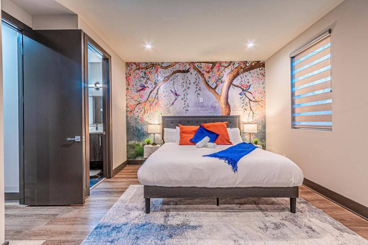 Villa Oak Lawn Luxury - Hot Tub & Arcade