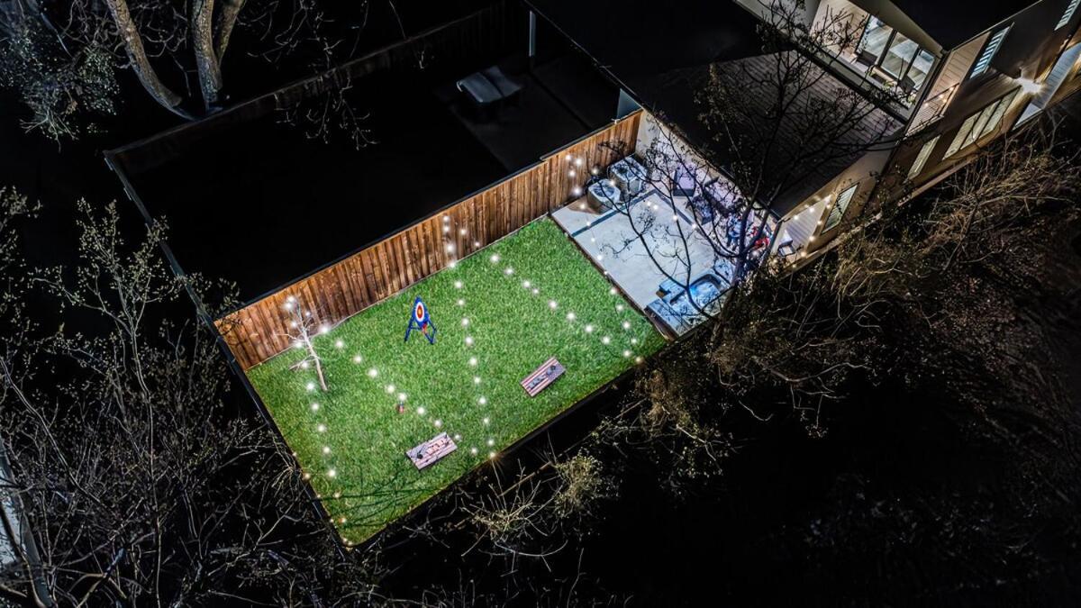 Oak Lawn Luxury - Hot Tub & Arcade *