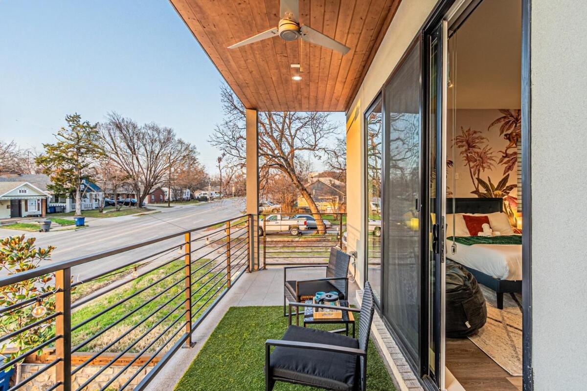 Villa Oak Lawn Luxury - Hot Tub & Arcade Dallas