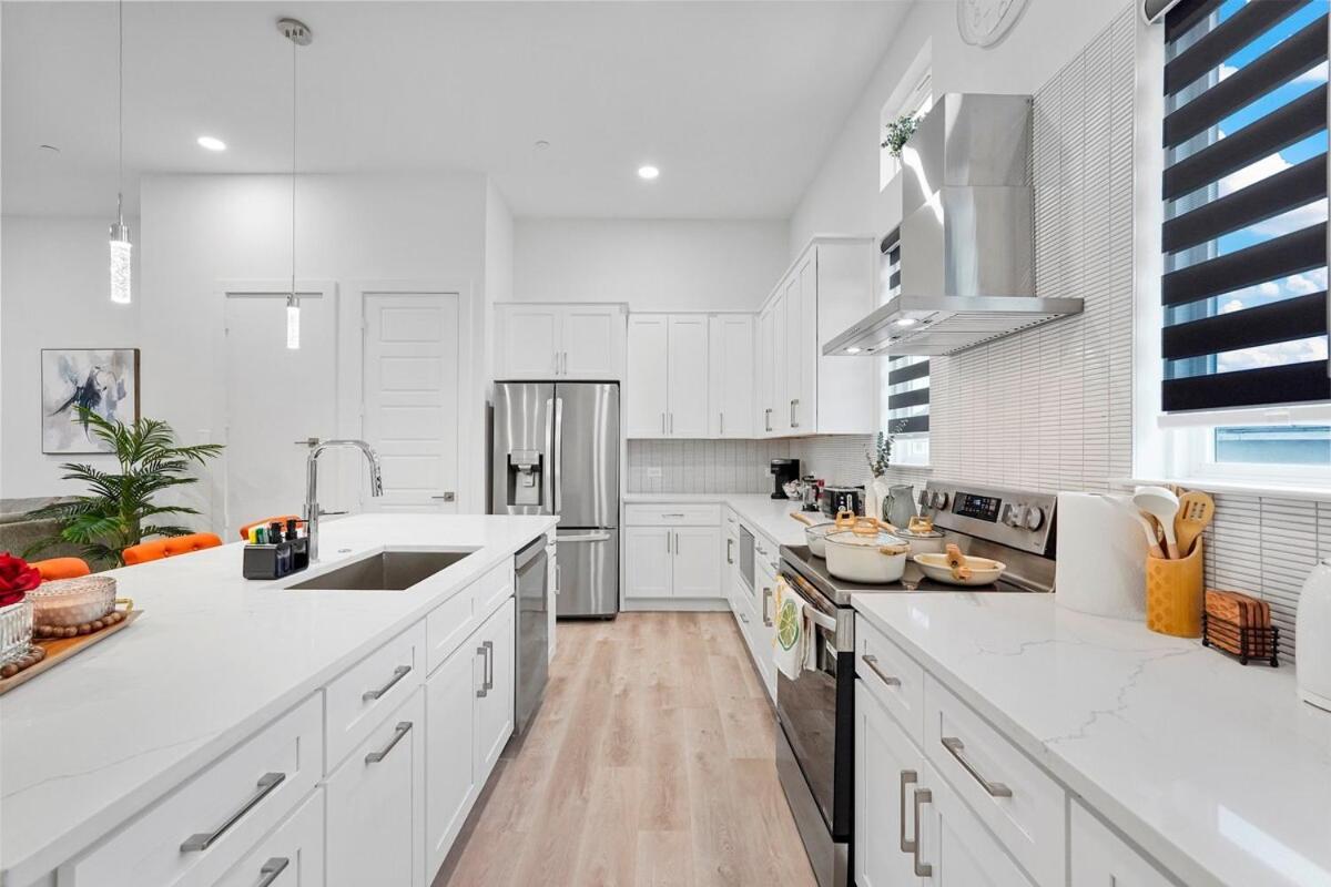 Holiday home Modern 2br L Pet-friendly L Private Baths Dallas