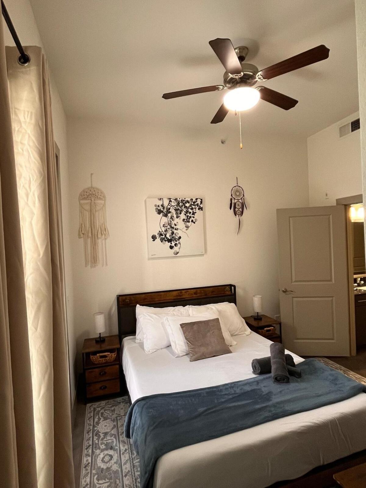 Apartment Nurse's Nook *