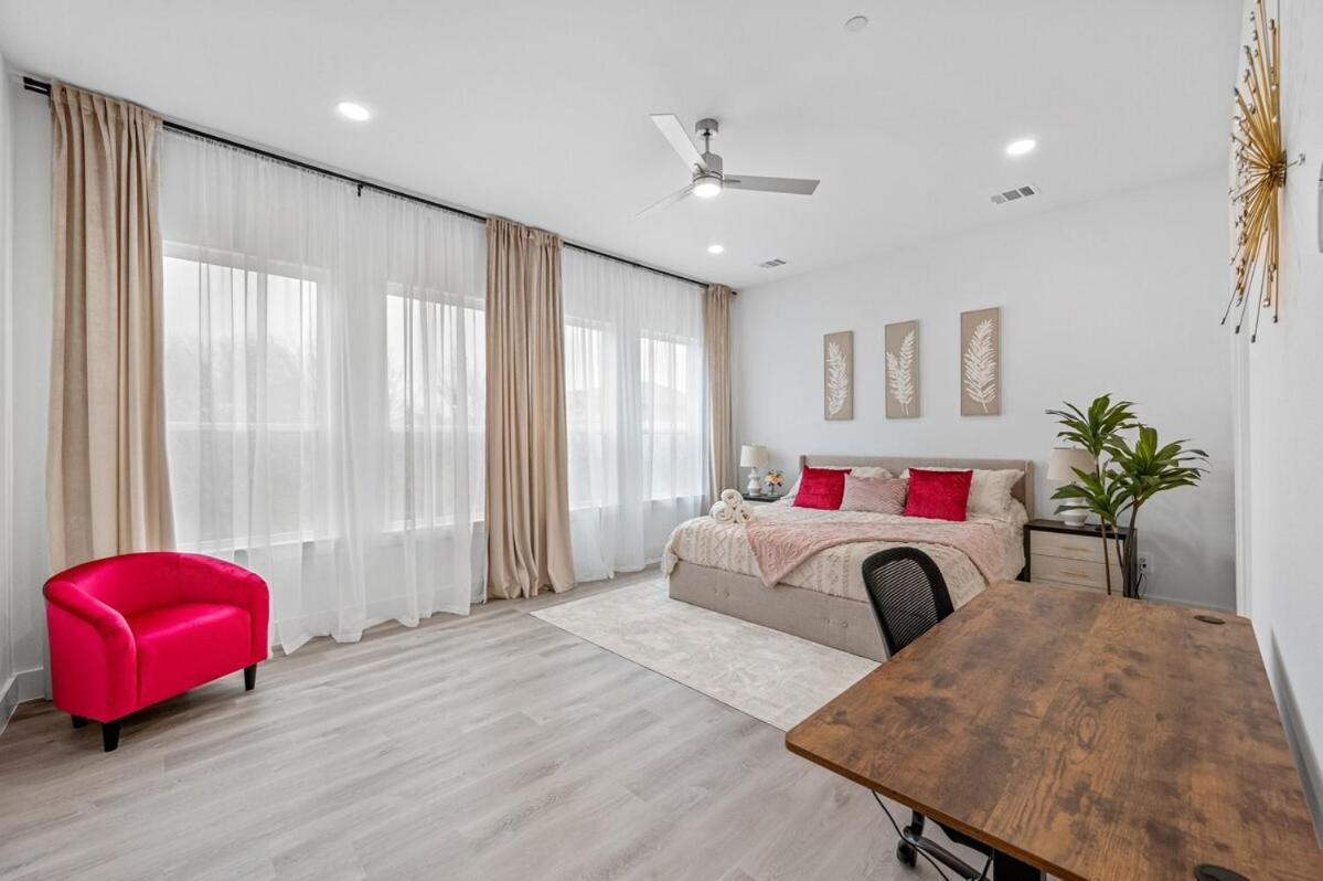 Brs W Ensuite Baths L Pet-friendly L Loc * Dallas