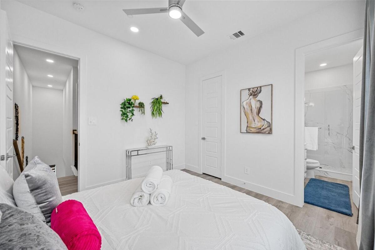 Brs W Ensuite Baths L Pet-friendly L Loc