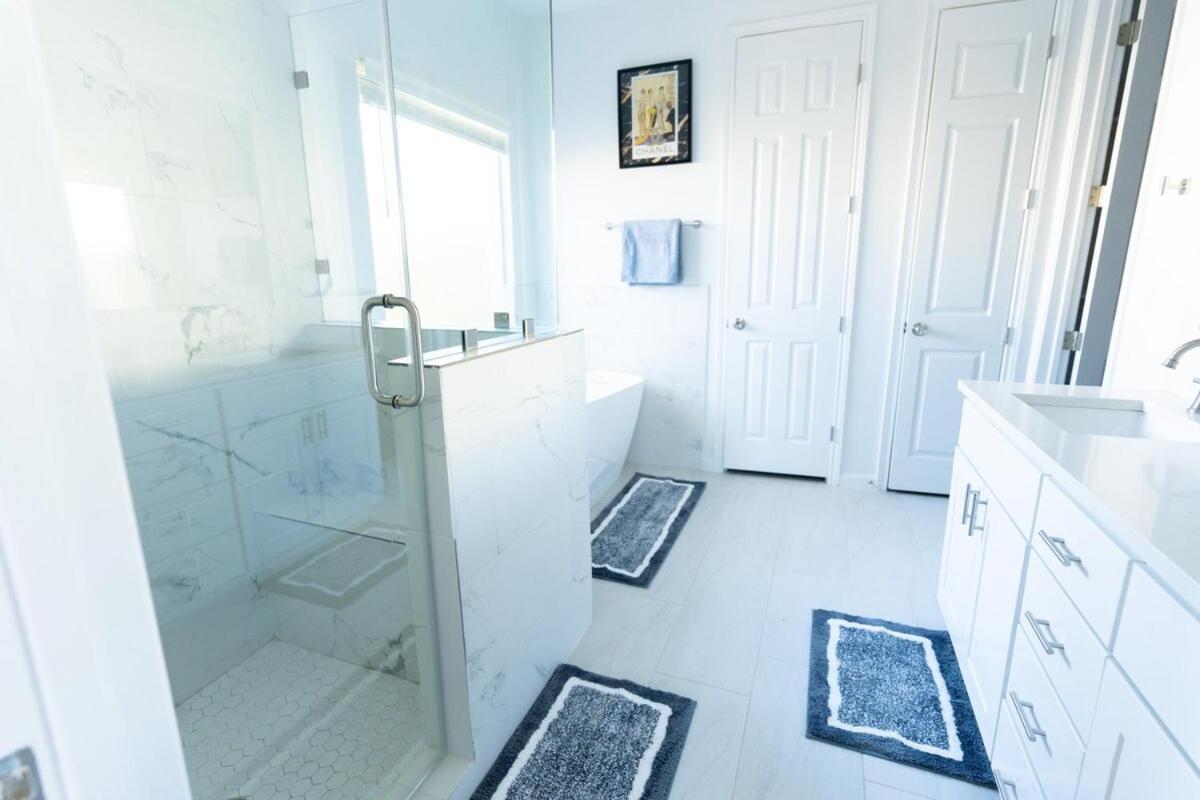 Luxurious 3br Heartfelt Space In Dallas