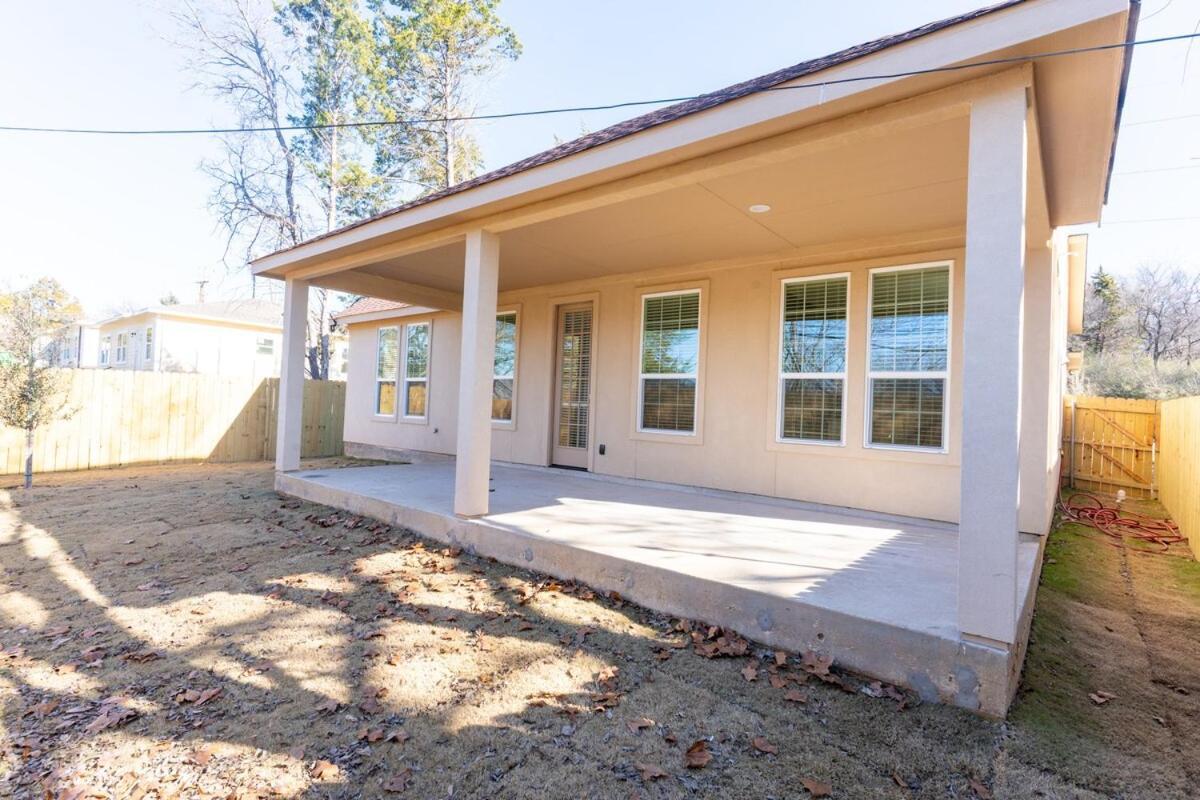 Holiday home Luxurious 3br Heartfelt Space In Dallas