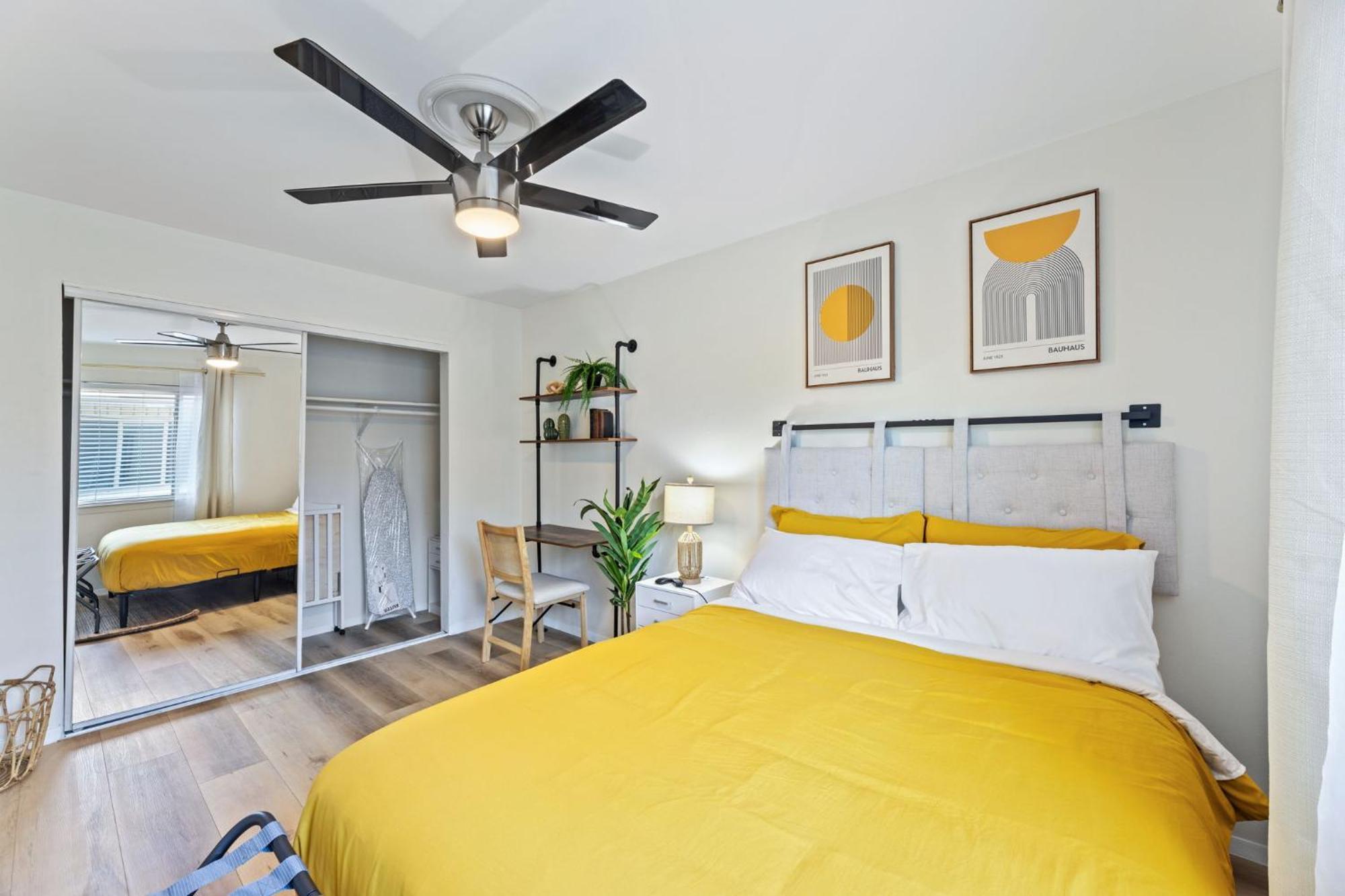 The Cozy Cove L Luxurious 2bd L Amazing Location L Parking L *