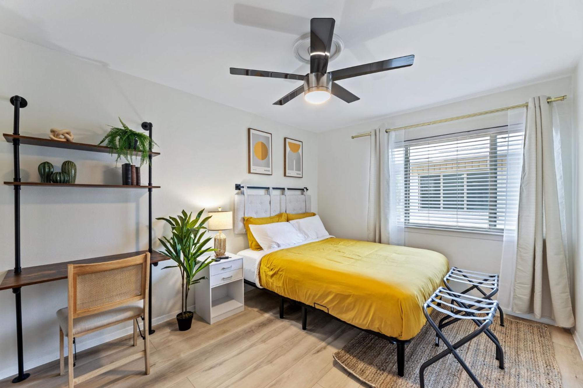 Apartment The Cozy Cove L Luxurious 2bd L Amazing Location L Parking L